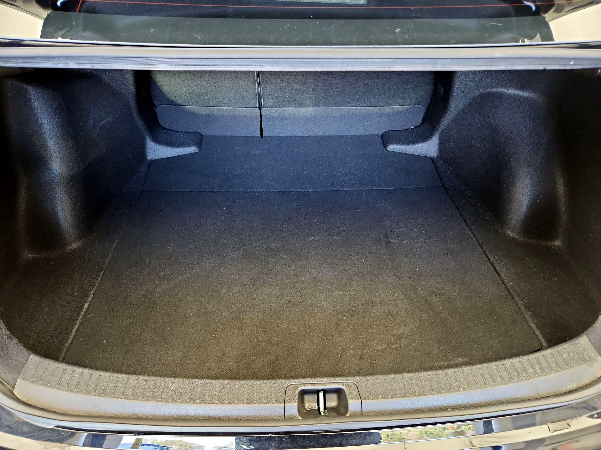 Thumbnail: 2023 Toyota Corolla - 20