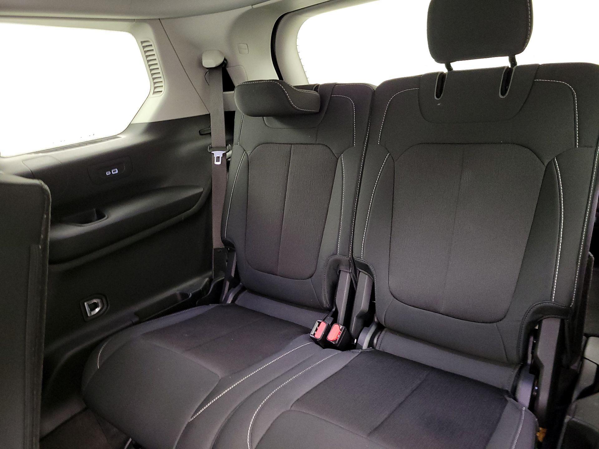 Thumbnail: 2021 Jeep Grand Cherokee L - 20