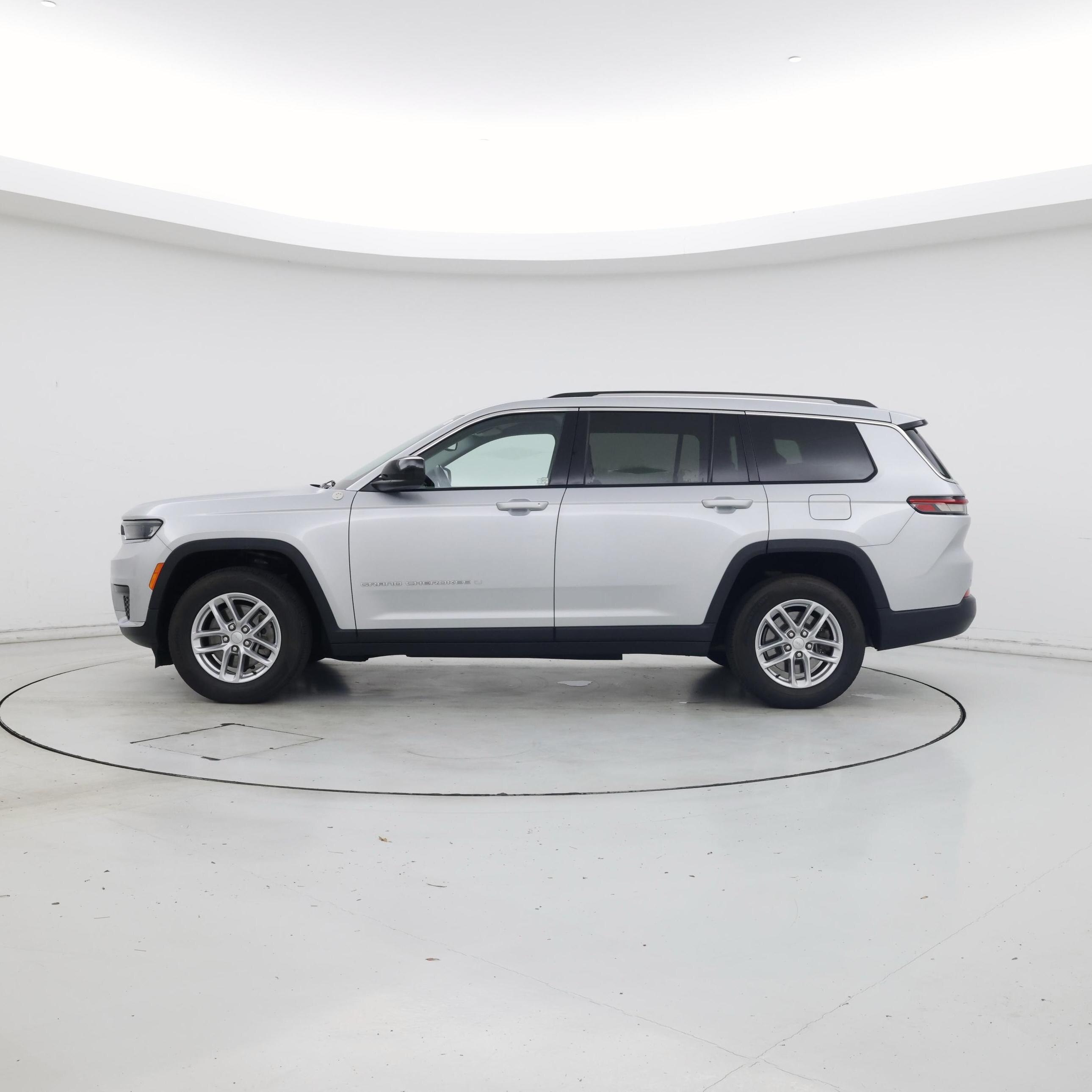 Thumbnail: 2021 Jeep Grand Cherokee L - 3