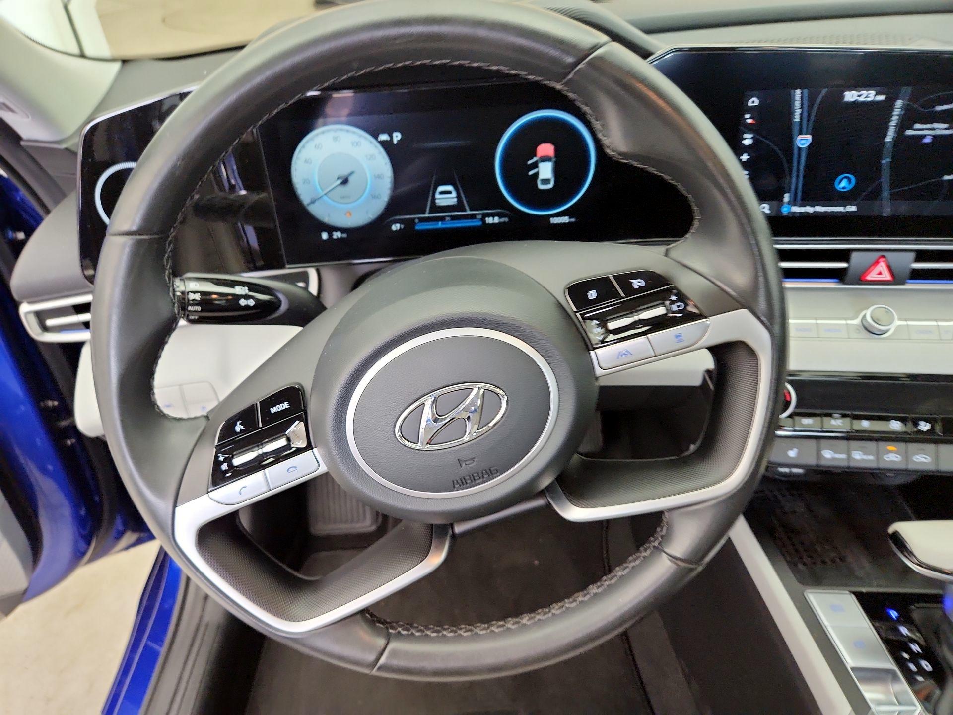 Thumbnail: 2023 Hyundai Elantra - 10