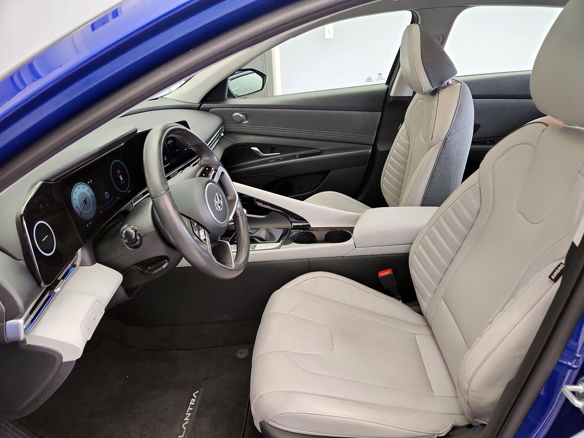 Thumbnail: 2023 Hyundai Elantra - 11