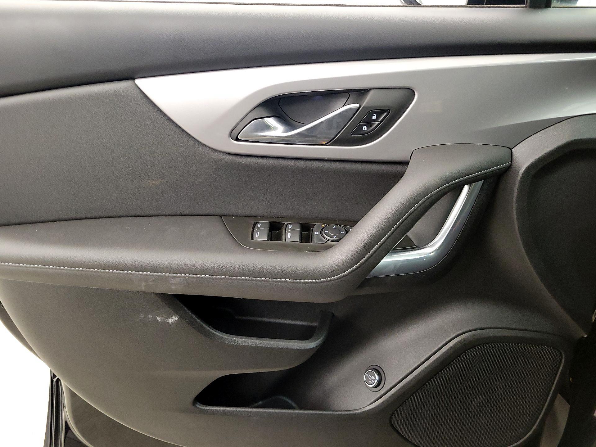 Thumbnail: 2022 Chevrolet Blazer - 12