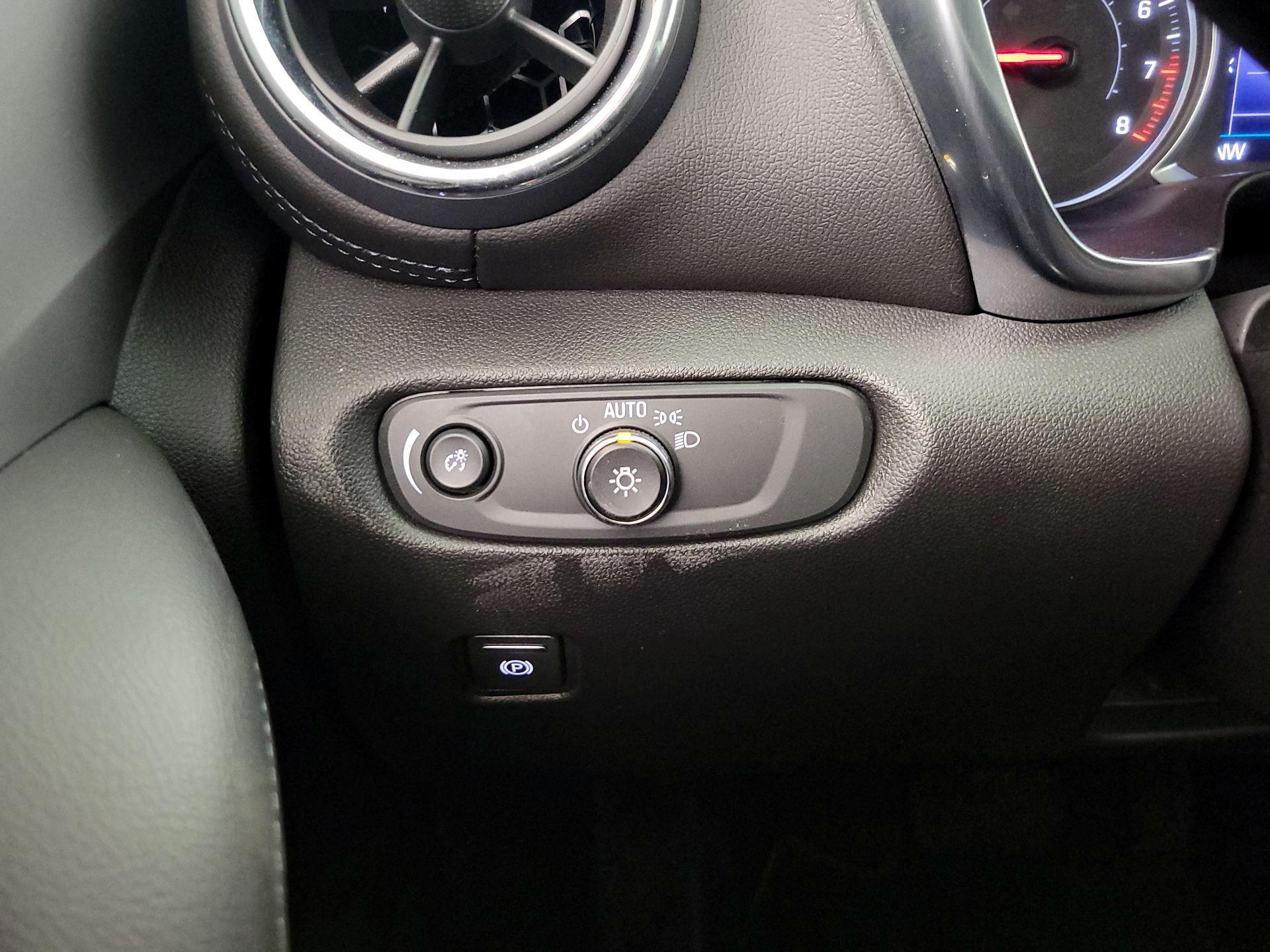 Thumbnail: 2022 Chevrolet Blazer - 13