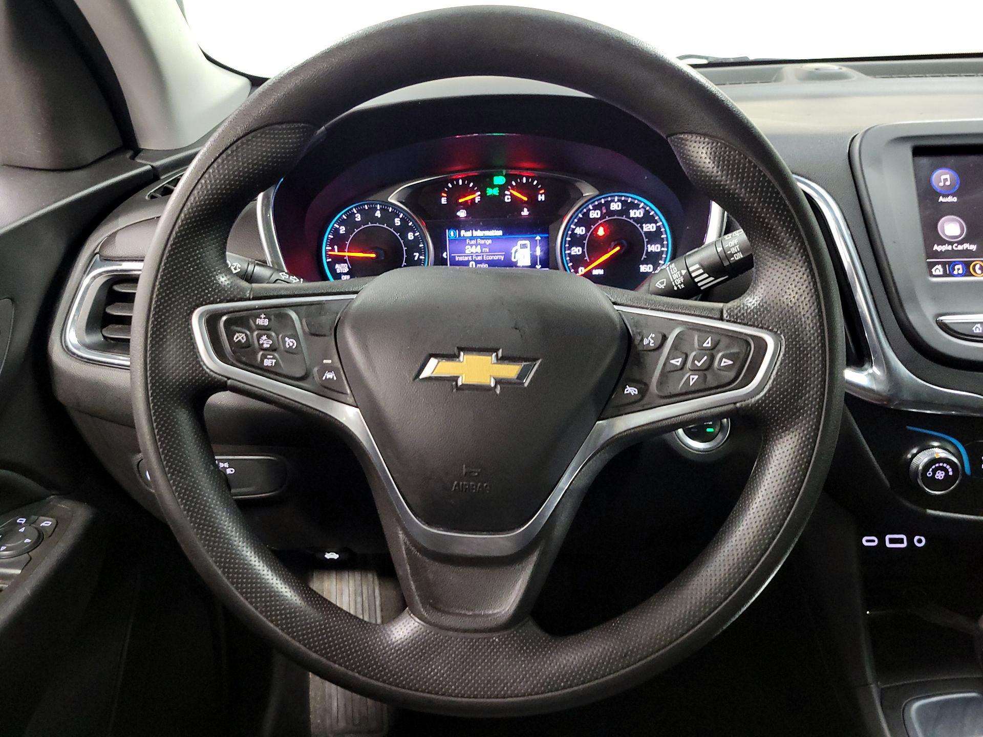 Thumbnail: 2022 Chevrolet Equinox - 10