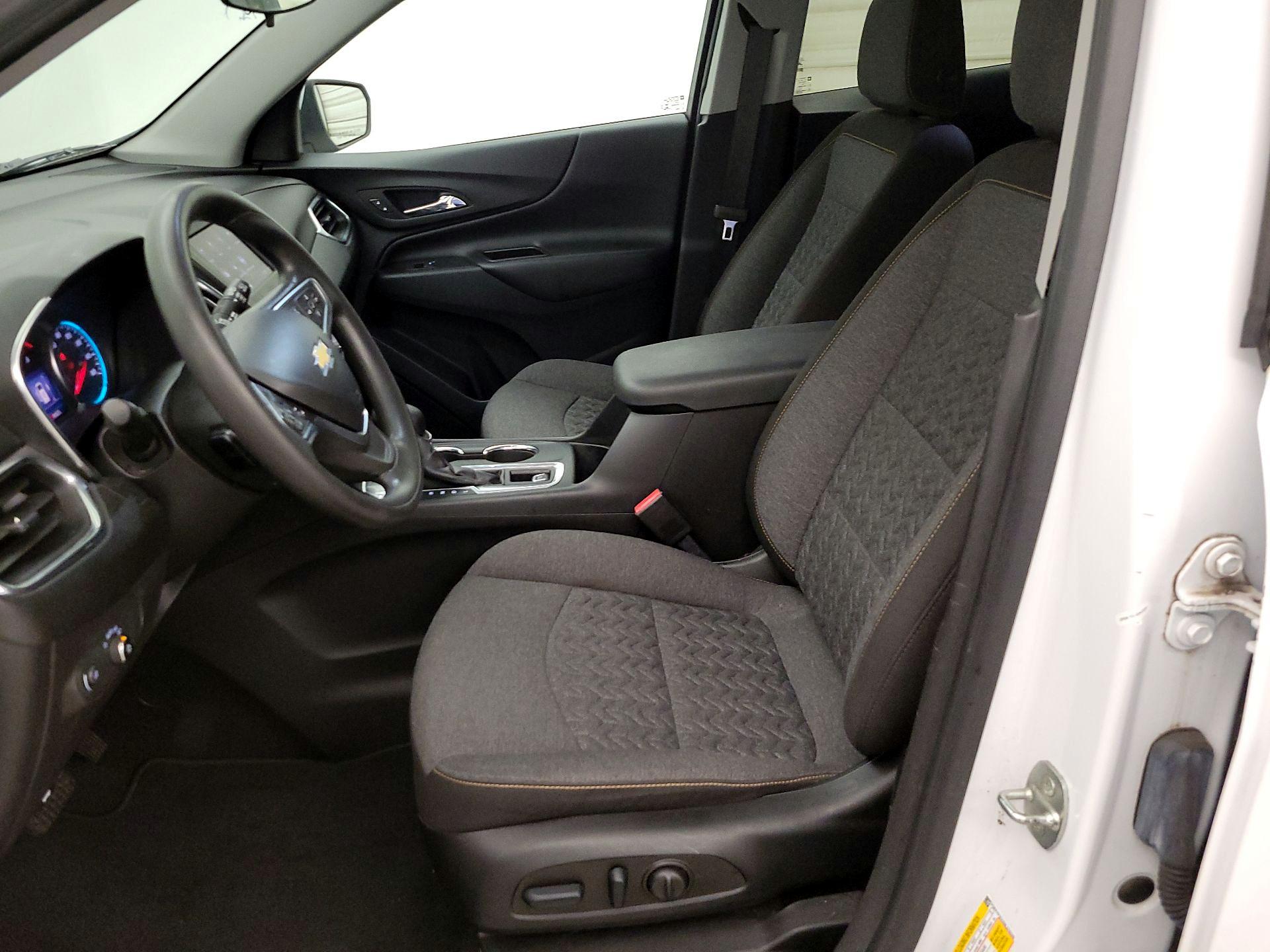 Thumbnail: 2022 Chevrolet Equinox - 11