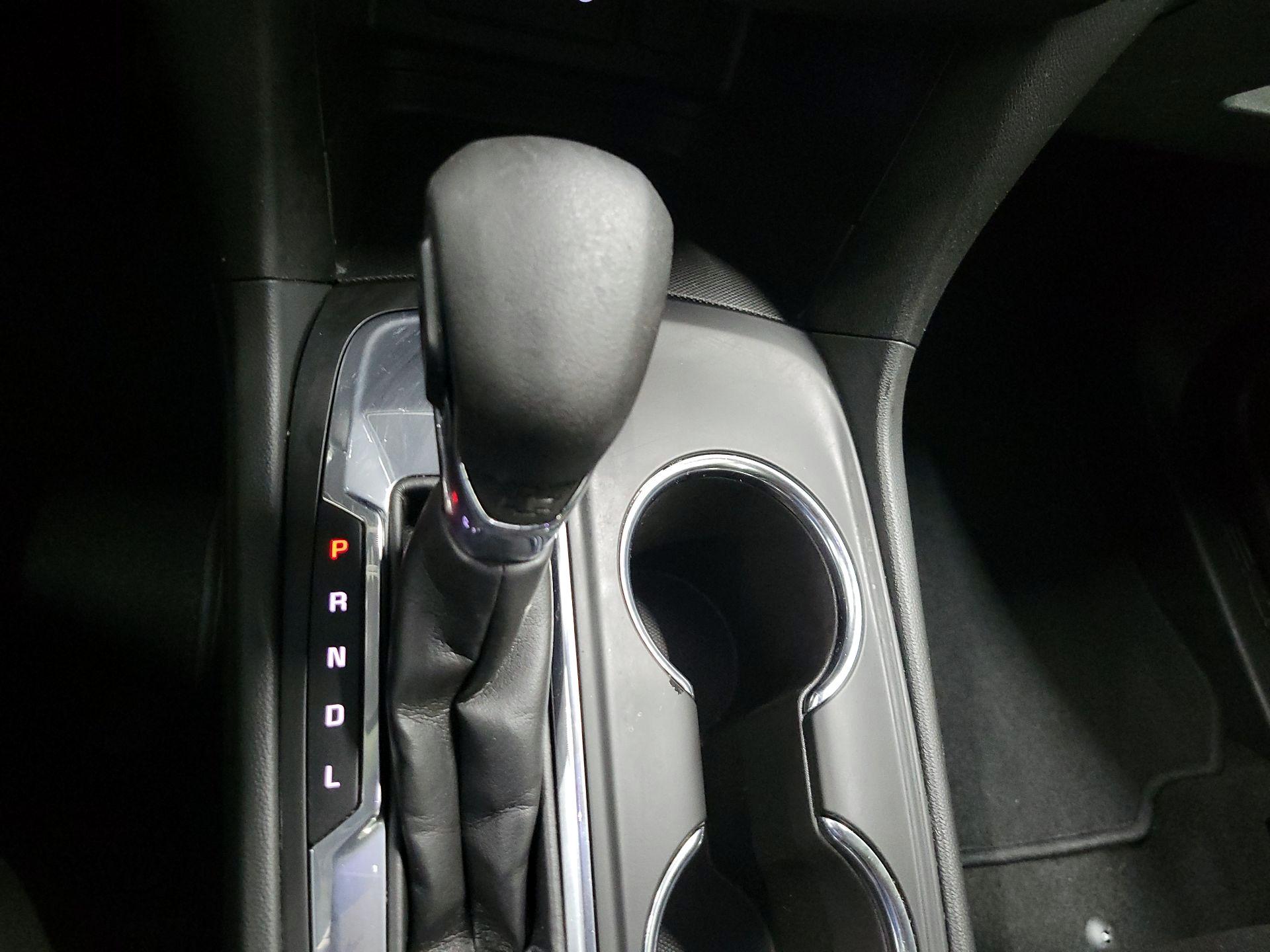 Thumbnail: 2022 Chevrolet Equinox - 17