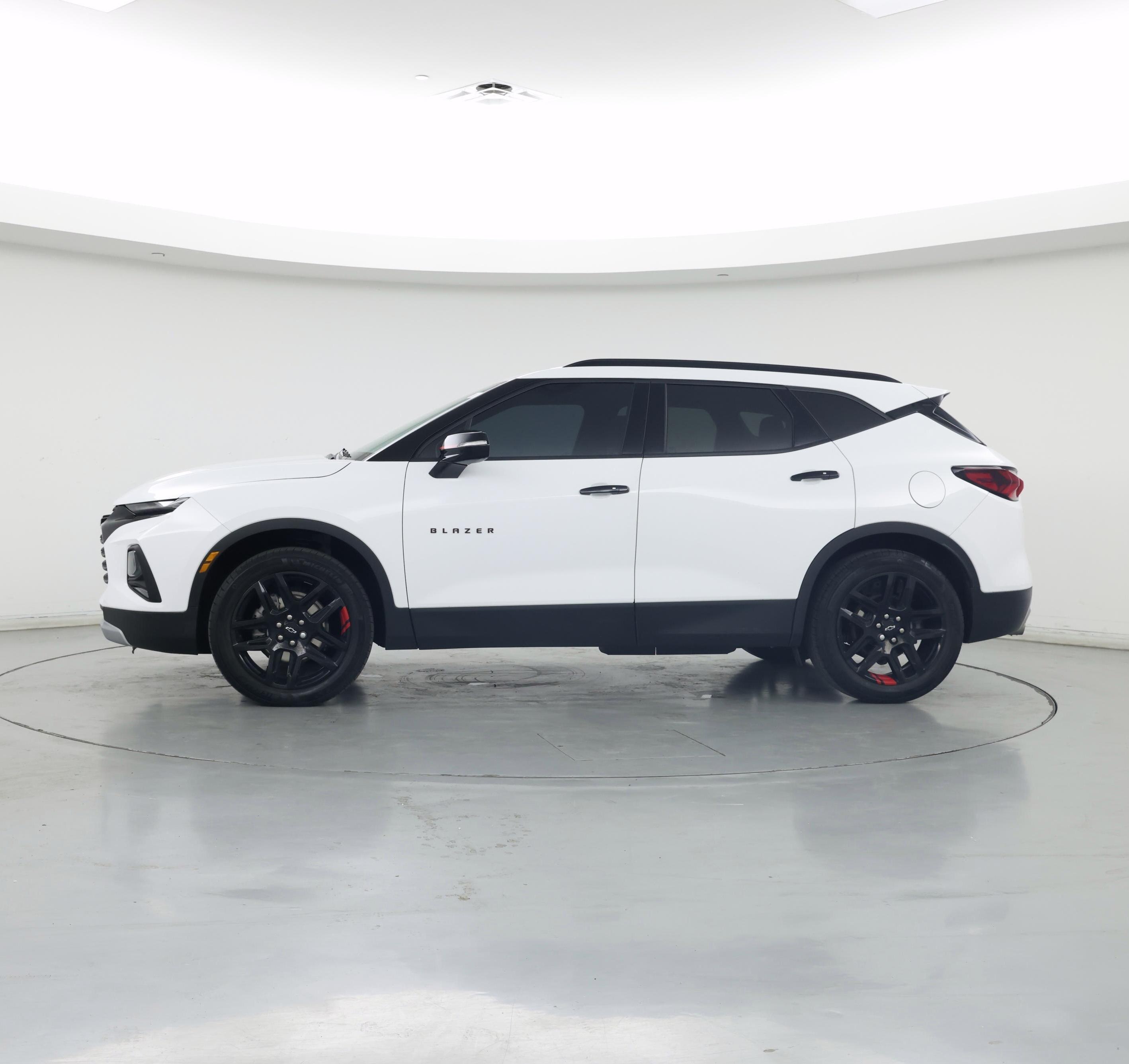 Thumbnail: 2022 Chevrolet Blazer - 3