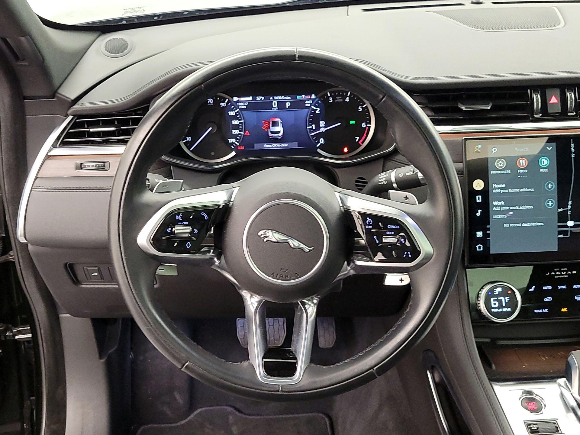 Thumbnail: 2022 Jaguar F-Pace - 10