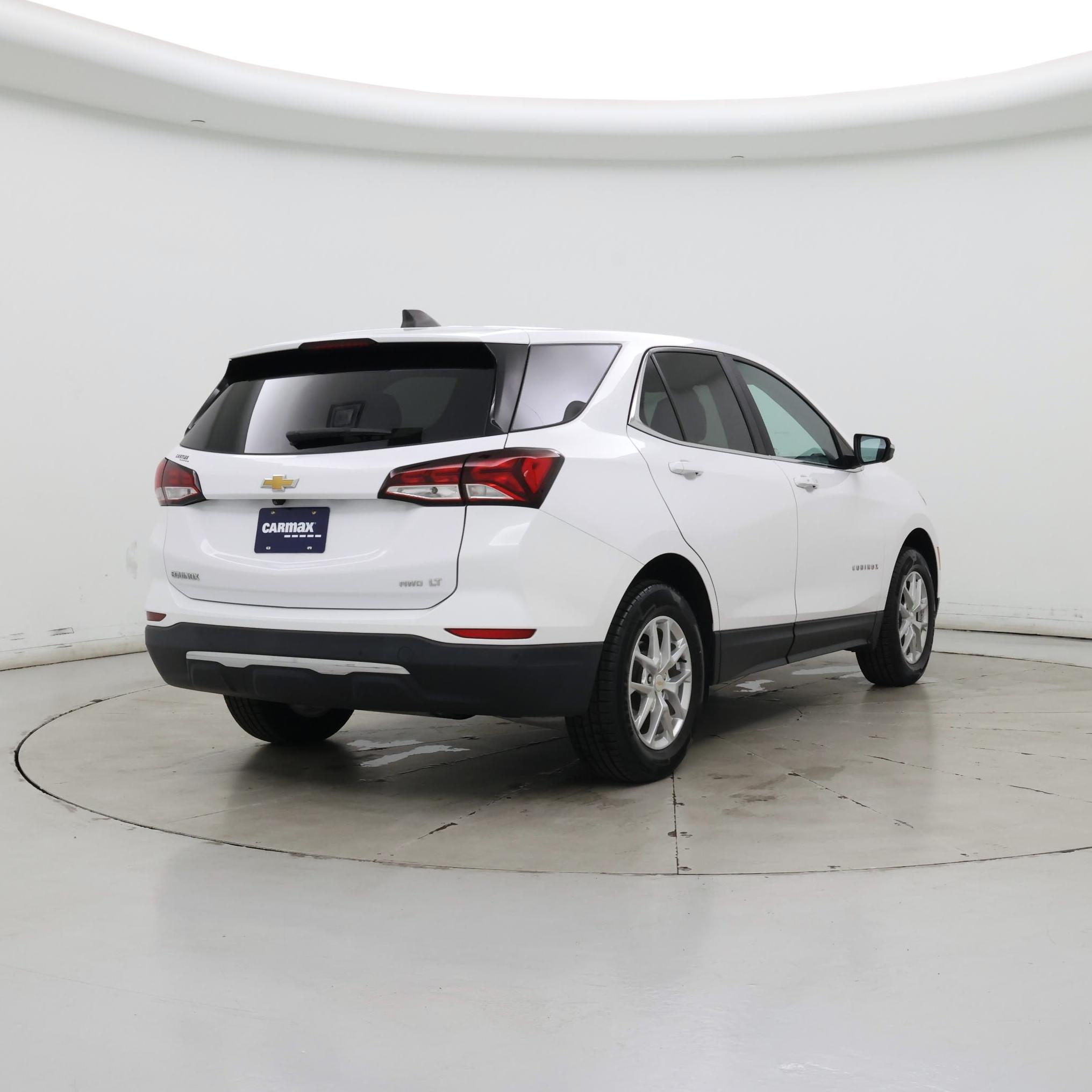 Thumbnail: 2022 Chevrolet Equinox - 8