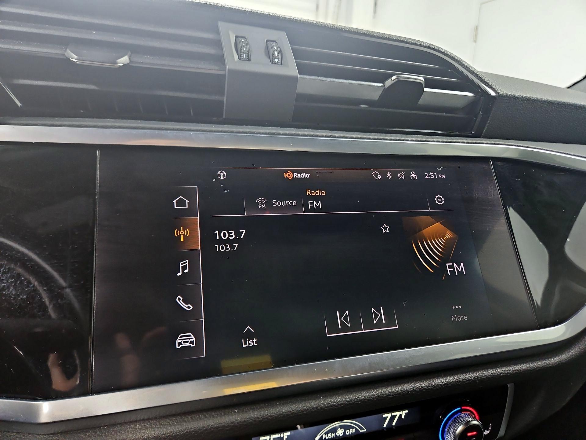 Thumbnail: 2022 Audi Q3 - 15