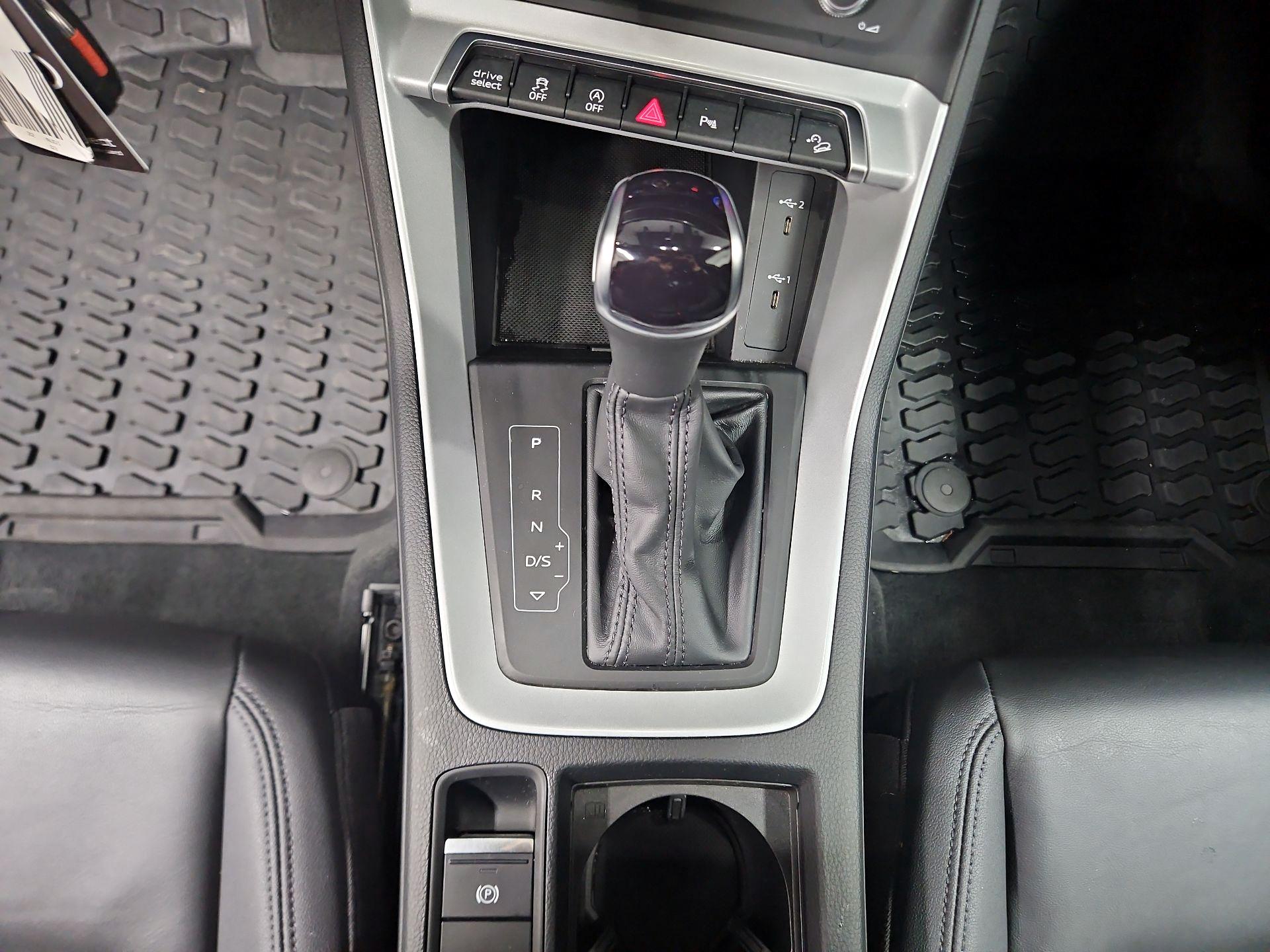 Thumbnail: 2022 Audi Q3 - 17