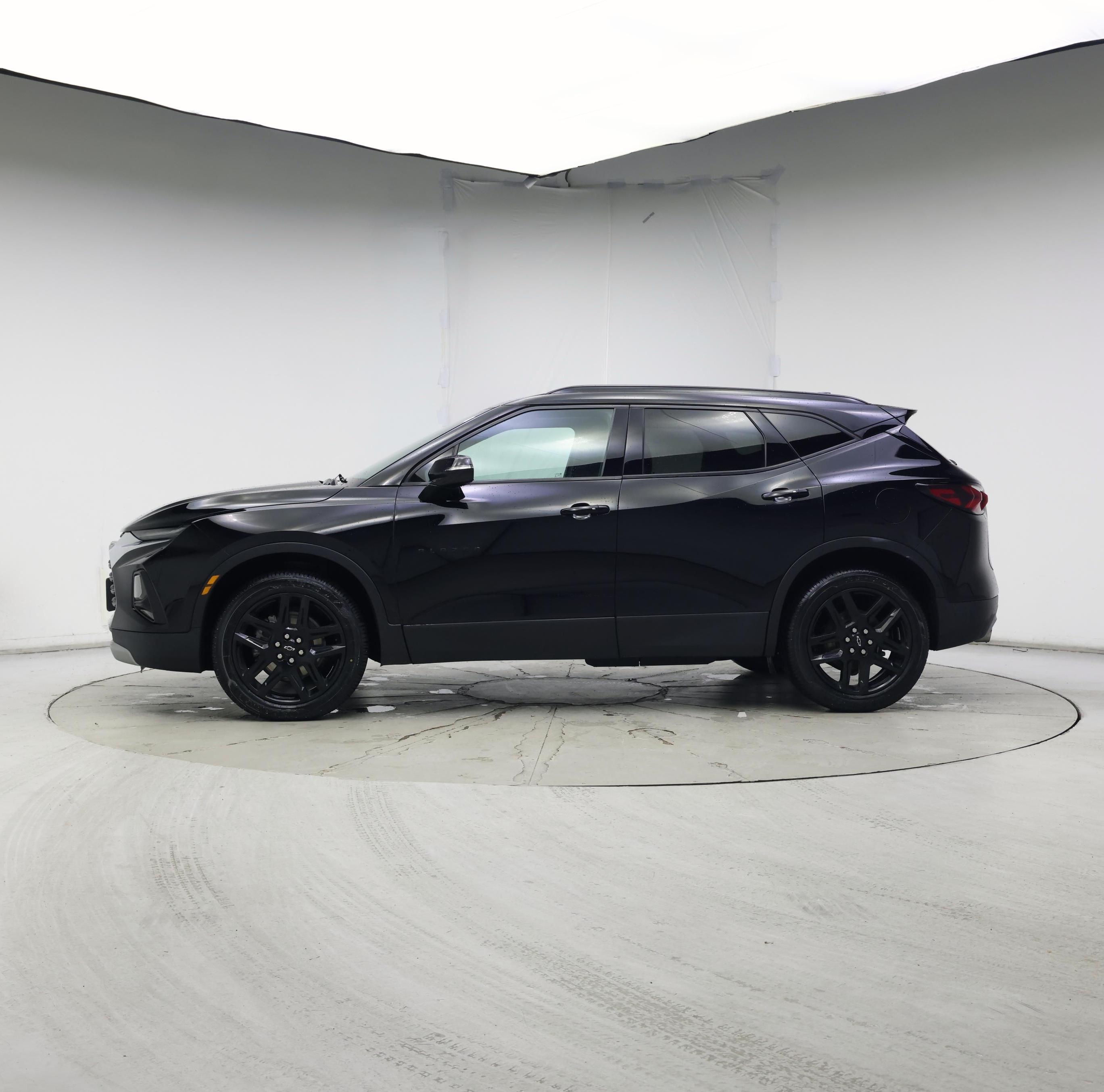Thumbnail: 2022 Chevrolet Blazer - 3
