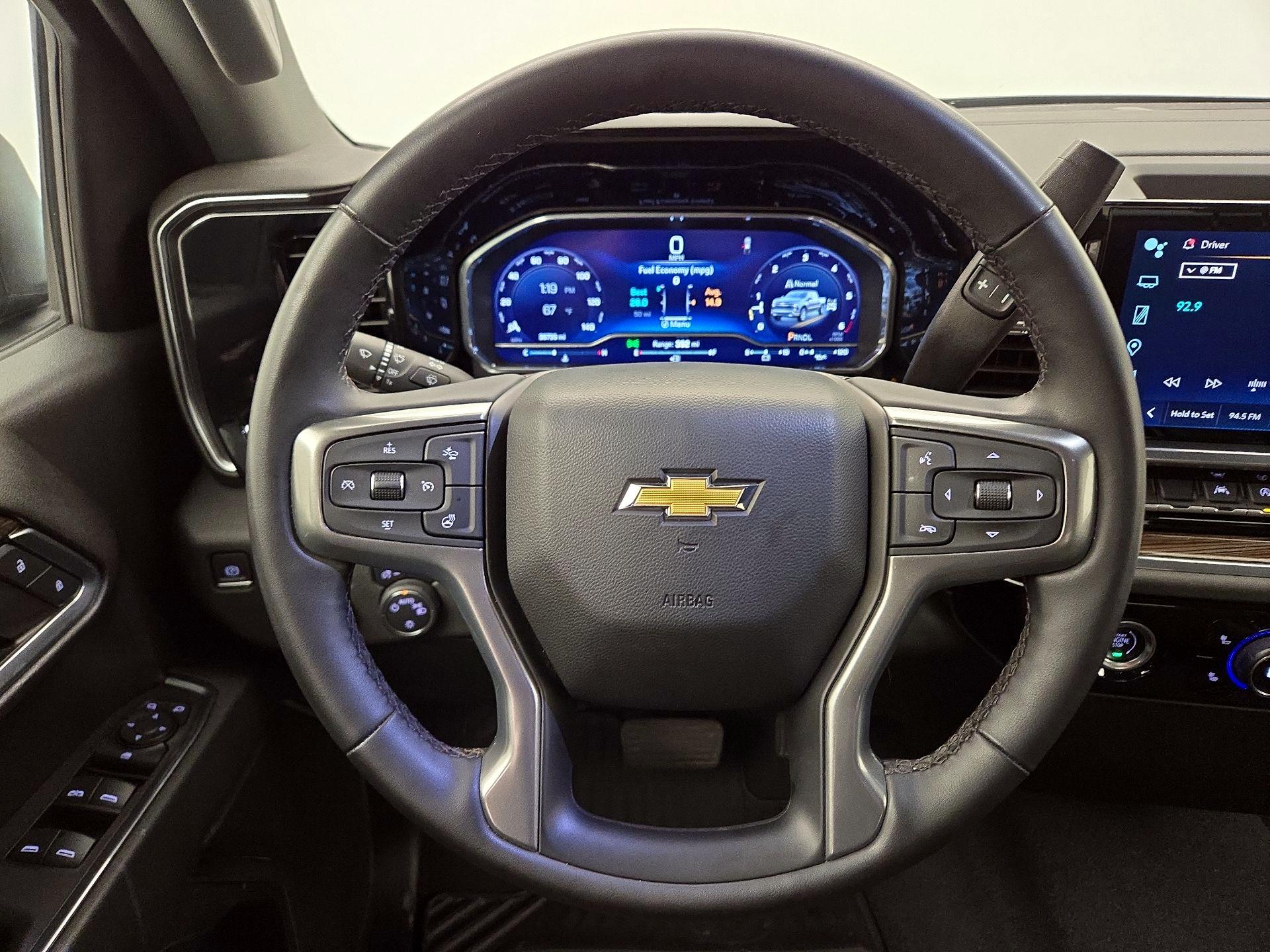 Thumbnail: 2023 Chevrolet Silverado 1500 - 10