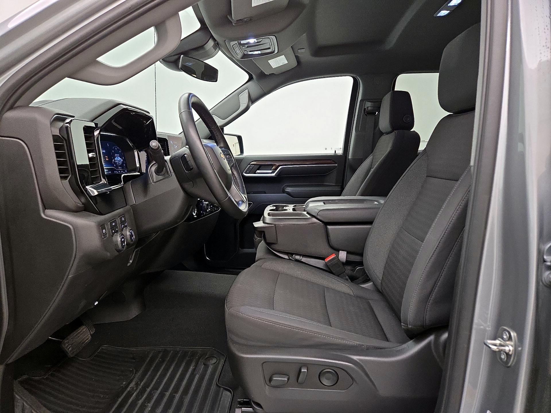 Thumbnail: 2023 Chevrolet Silverado 1500 - 11