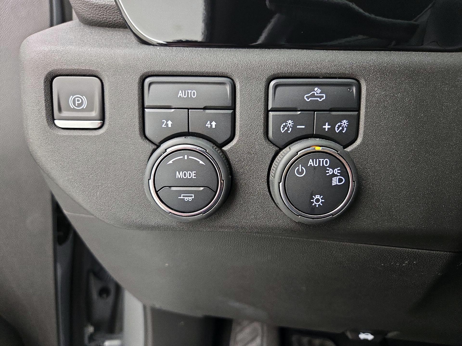 Thumbnail: 2023 Chevrolet Silverado 1500 - 13