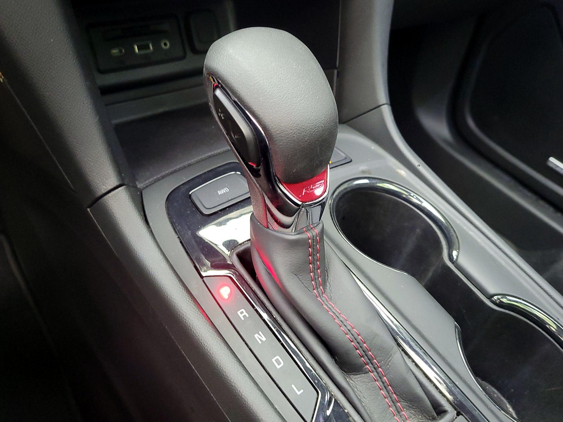 Thumbnail: 2022 Chevrolet Equinox - 18