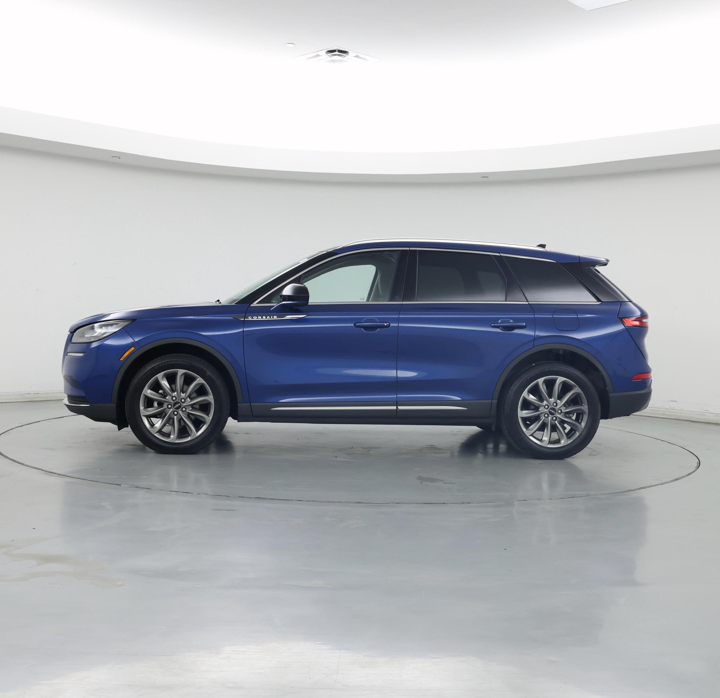 Thumbnail: 2021 Lincoln Corsair - 3