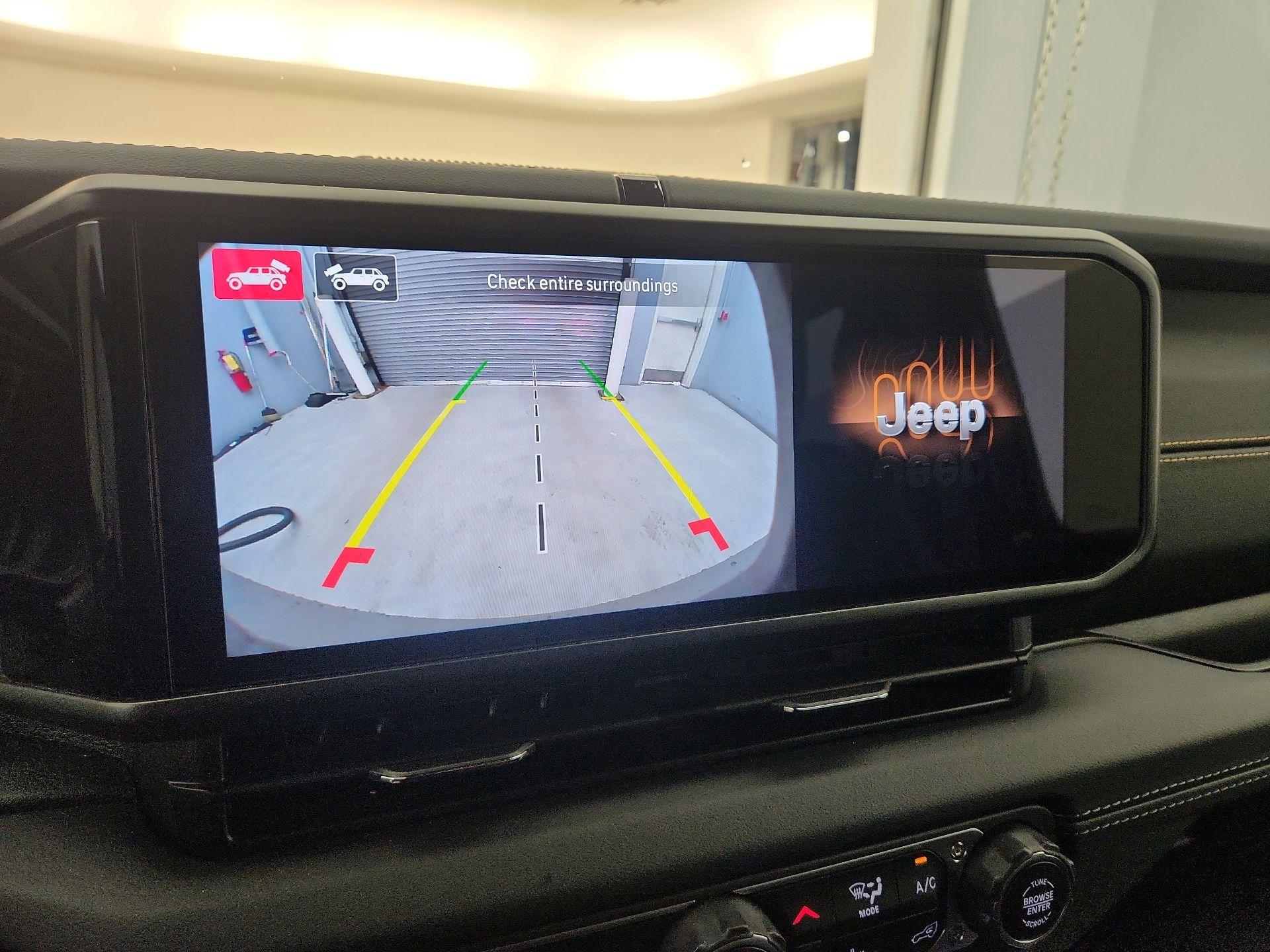 Thumbnail: 2024 Jeep Wrangler - 14