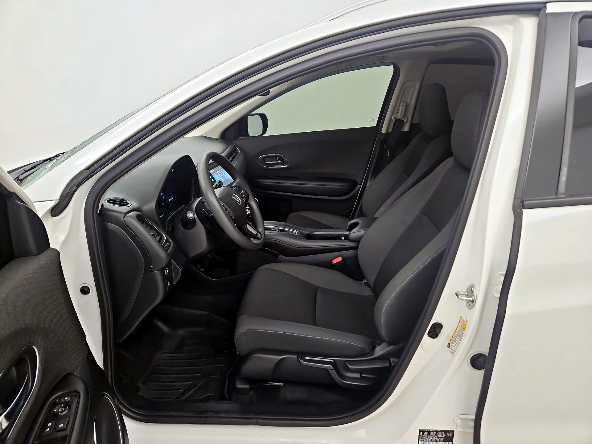 Thumbnail: 2022 Honda HR-V - 11