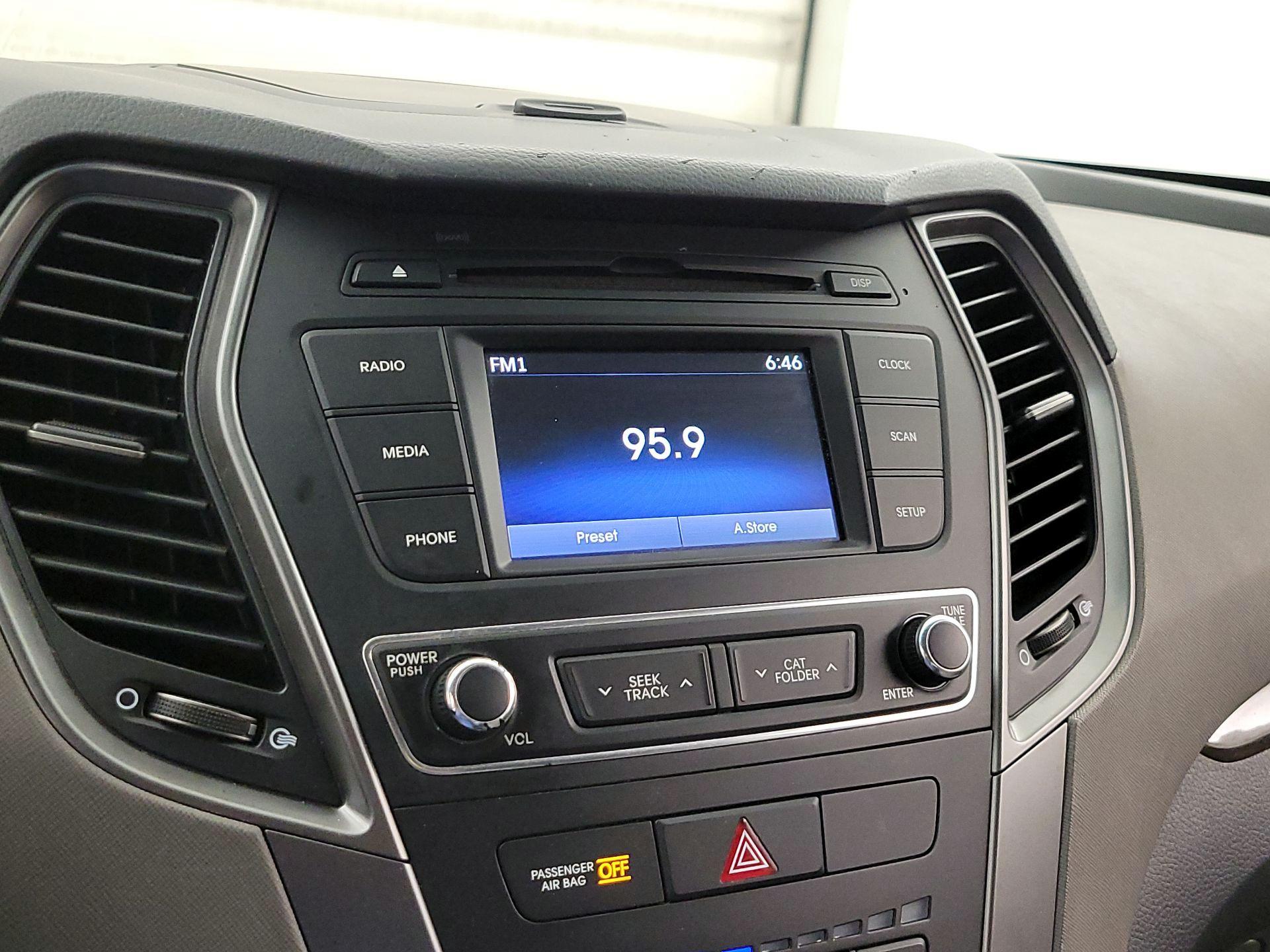 Thumbnail: 2017 Hyundai Santa Fe - 15