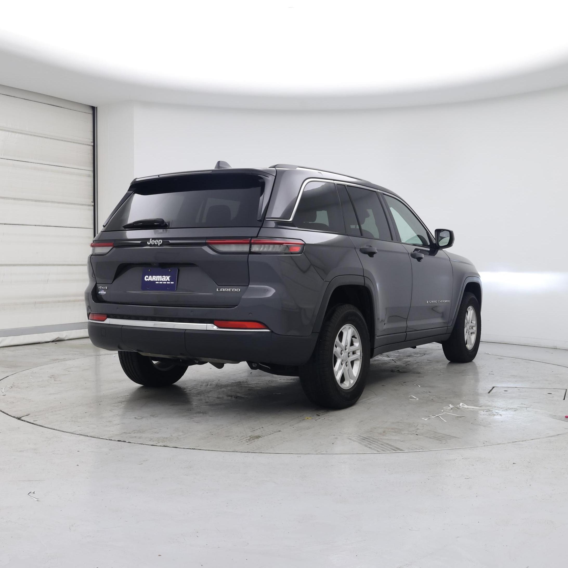Thumbnail: 2022 Jeep Grand Cherokee - 8