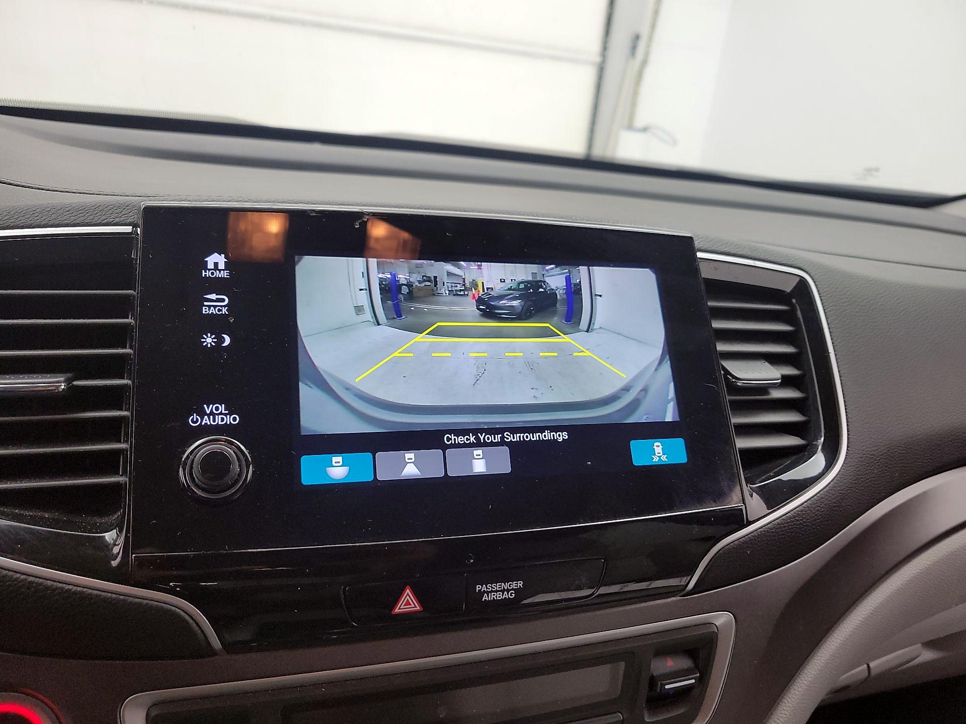 Thumbnail: 2021 Honda Pilot - 14