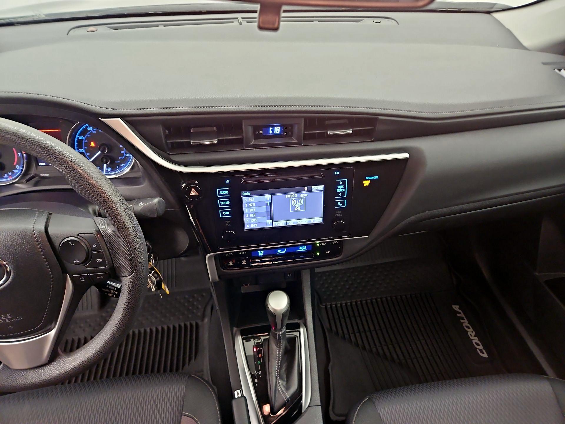 Thumbnail: 2018 Toyota Corolla - 9