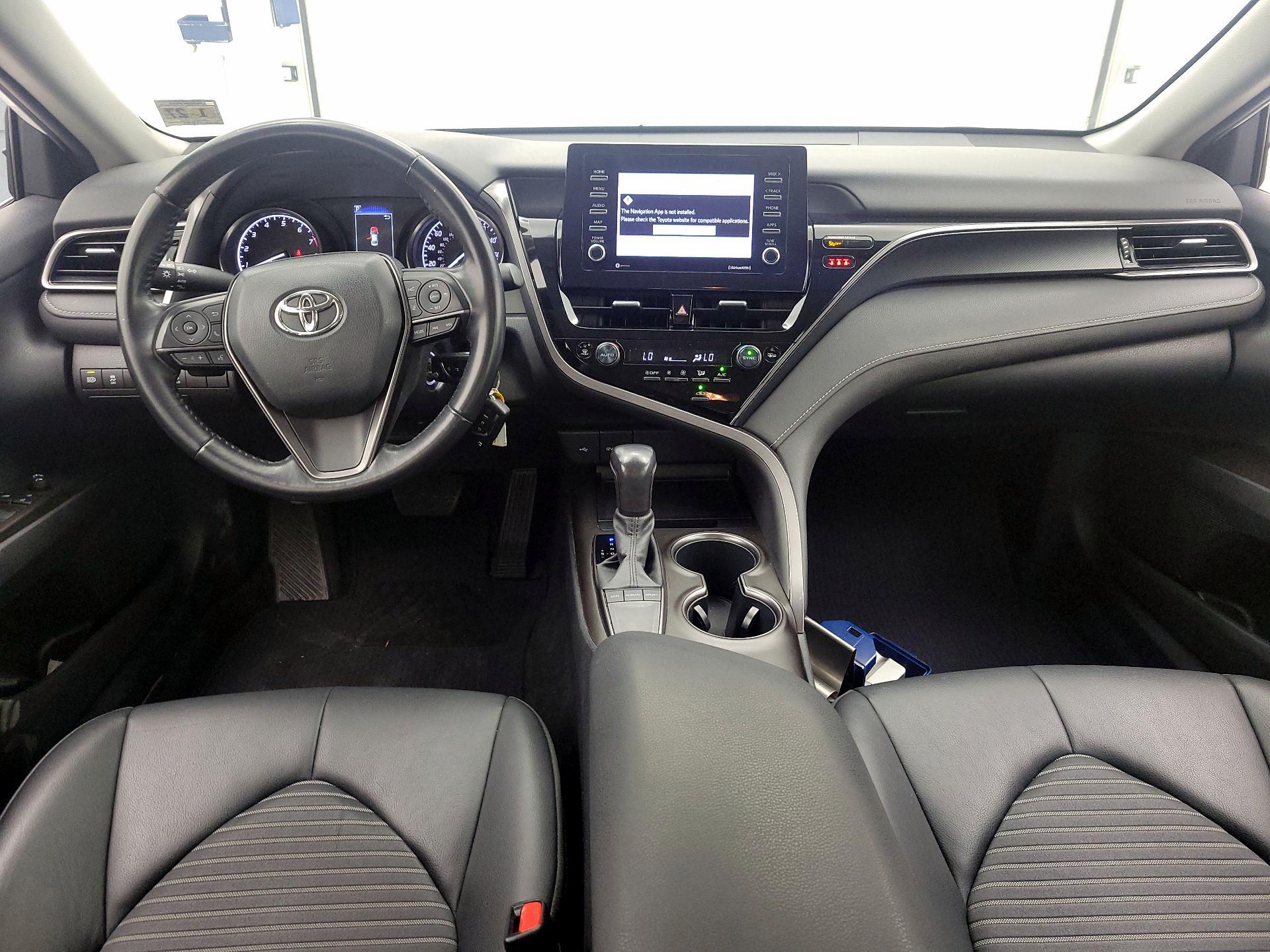Thumbnail: 2022 Toyota Camry - 9