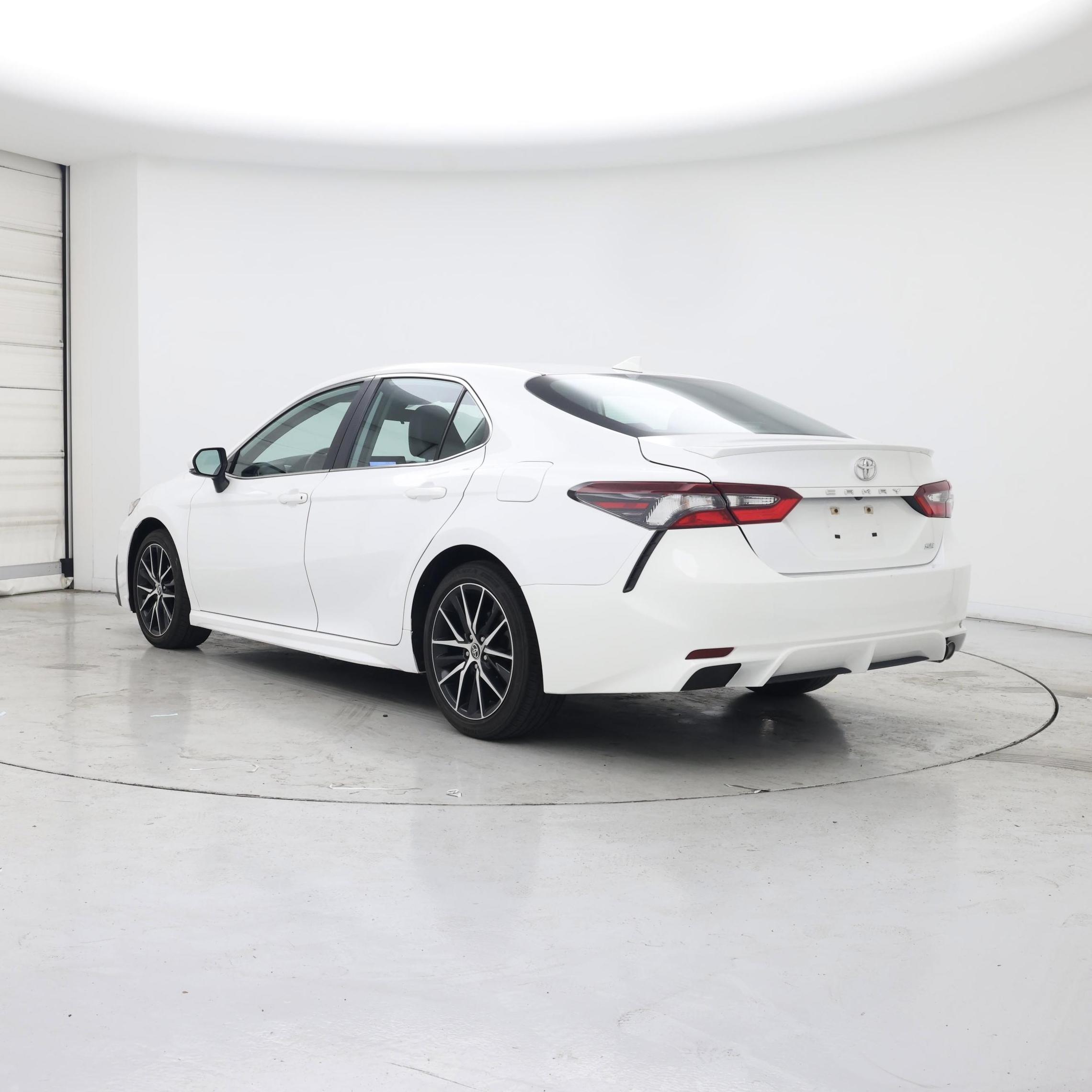 Thumbnail: 2022 Toyota Camry - 2