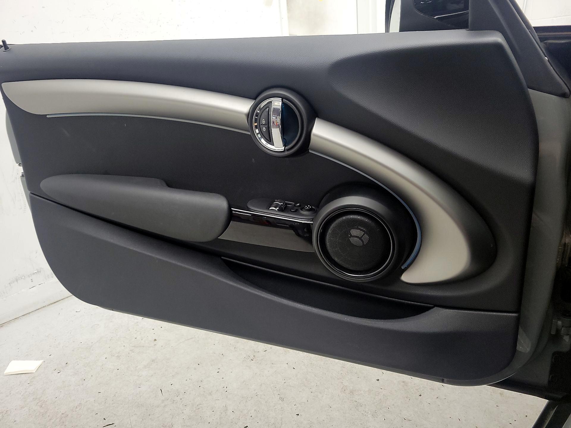Thumbnail: 2020 MINI Cooper Hardtop - 12