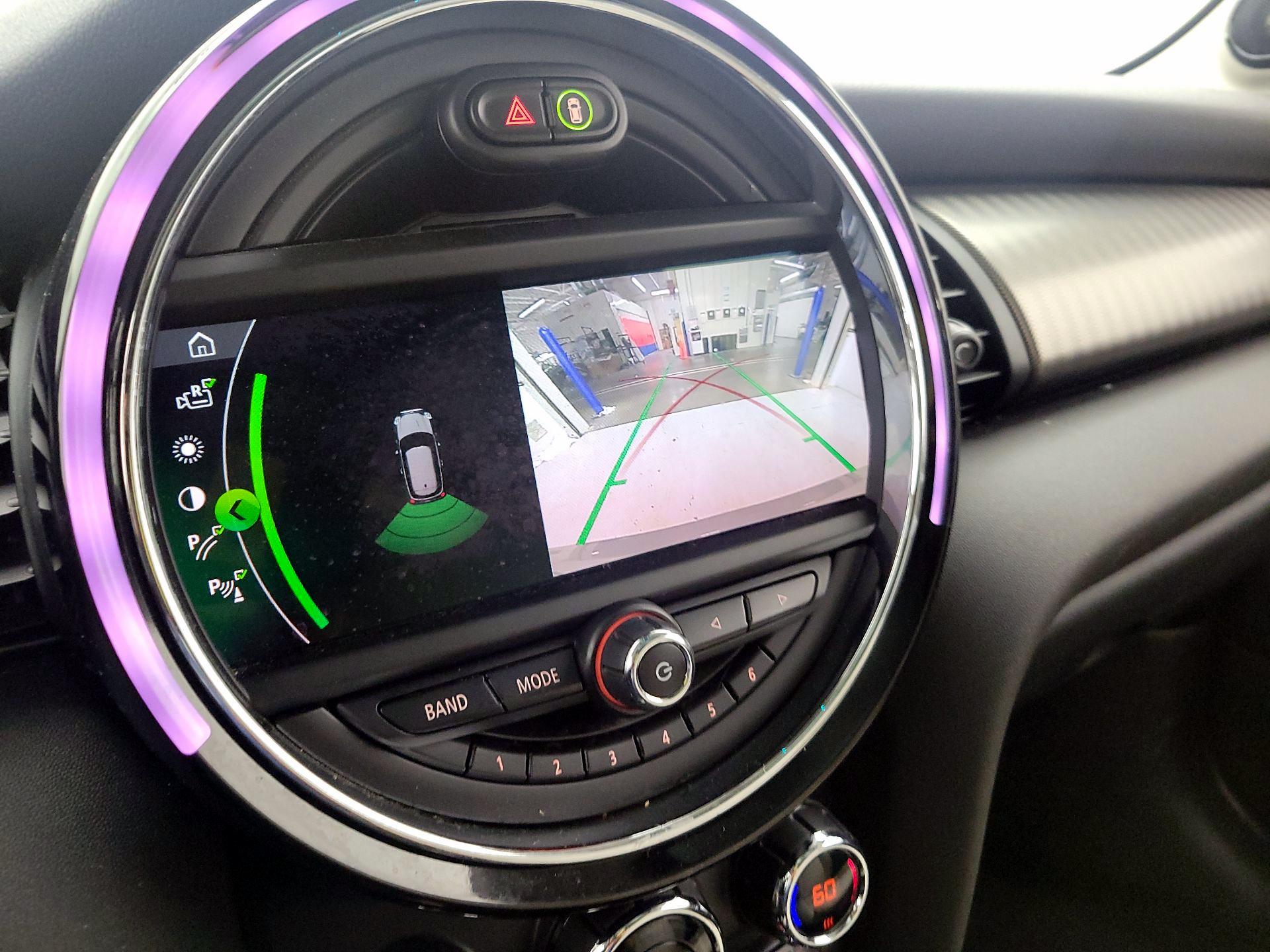 Thumbnail: 2020 MINI Cooper Hardtop - 14