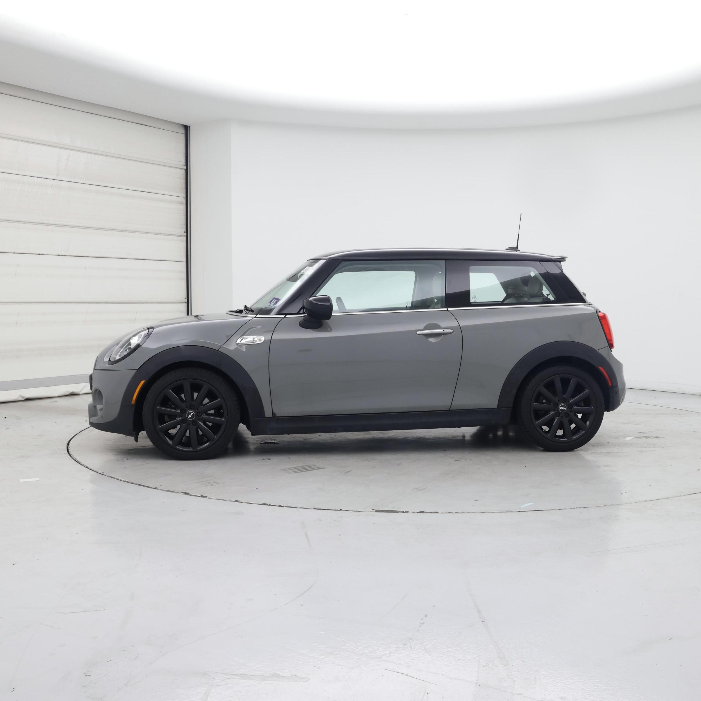 Thumbnail: 2020 MINI Cooper Hardtop - 3