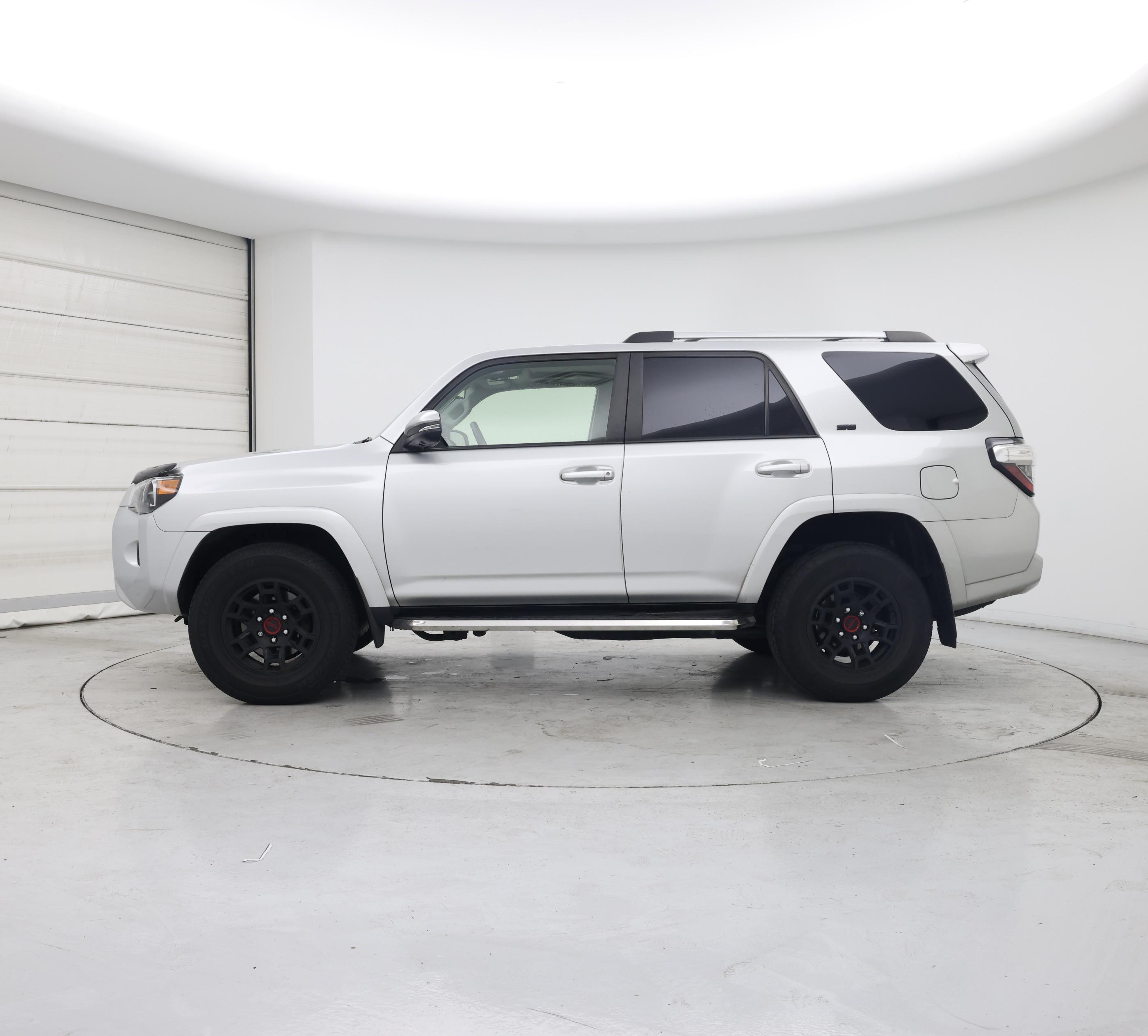 Thumbnail: 2023 Toyota 4Runner - 3