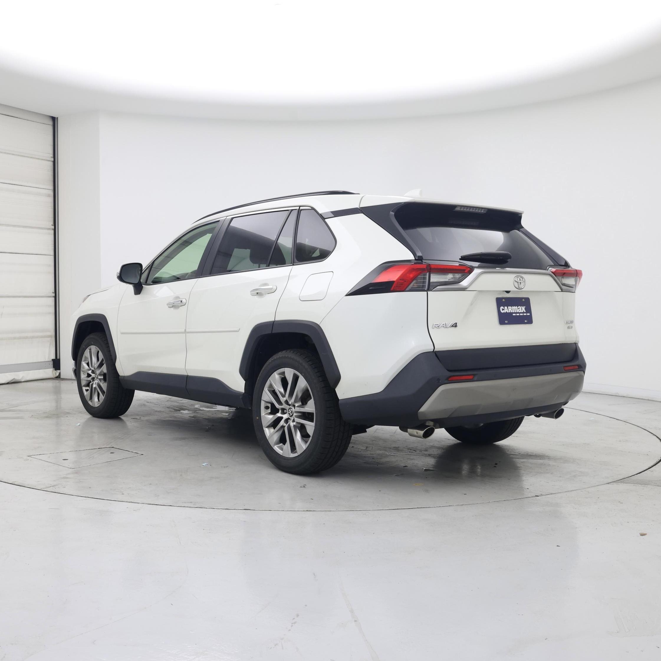 Thumbnail: 2022 Toyota RAV4 - 2
