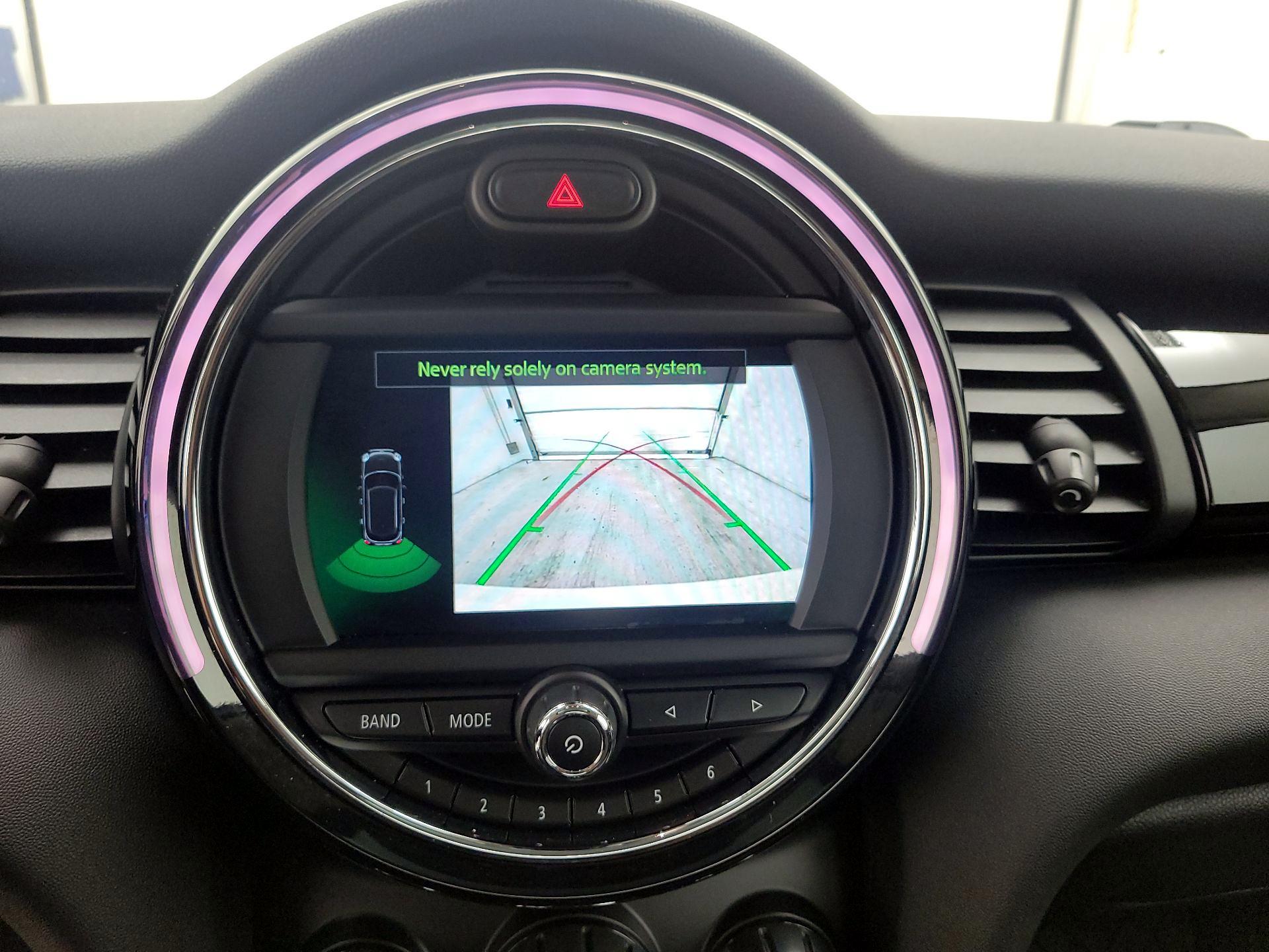 Thumbnail: 2019 MINI Cooper Hardtop - 14