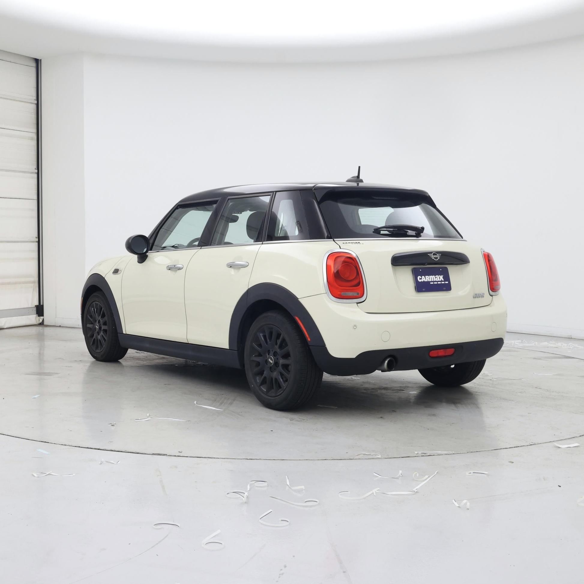 Thumbnail: 2019 MINI Cooper Hardtop - 2