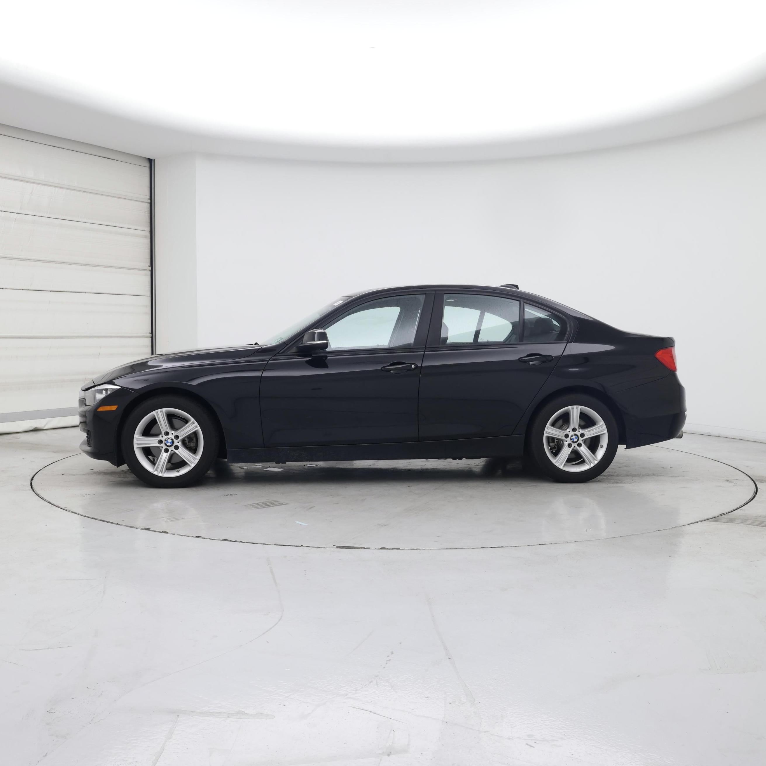 Thumbnail: 2015 BMW 3 Series - 3