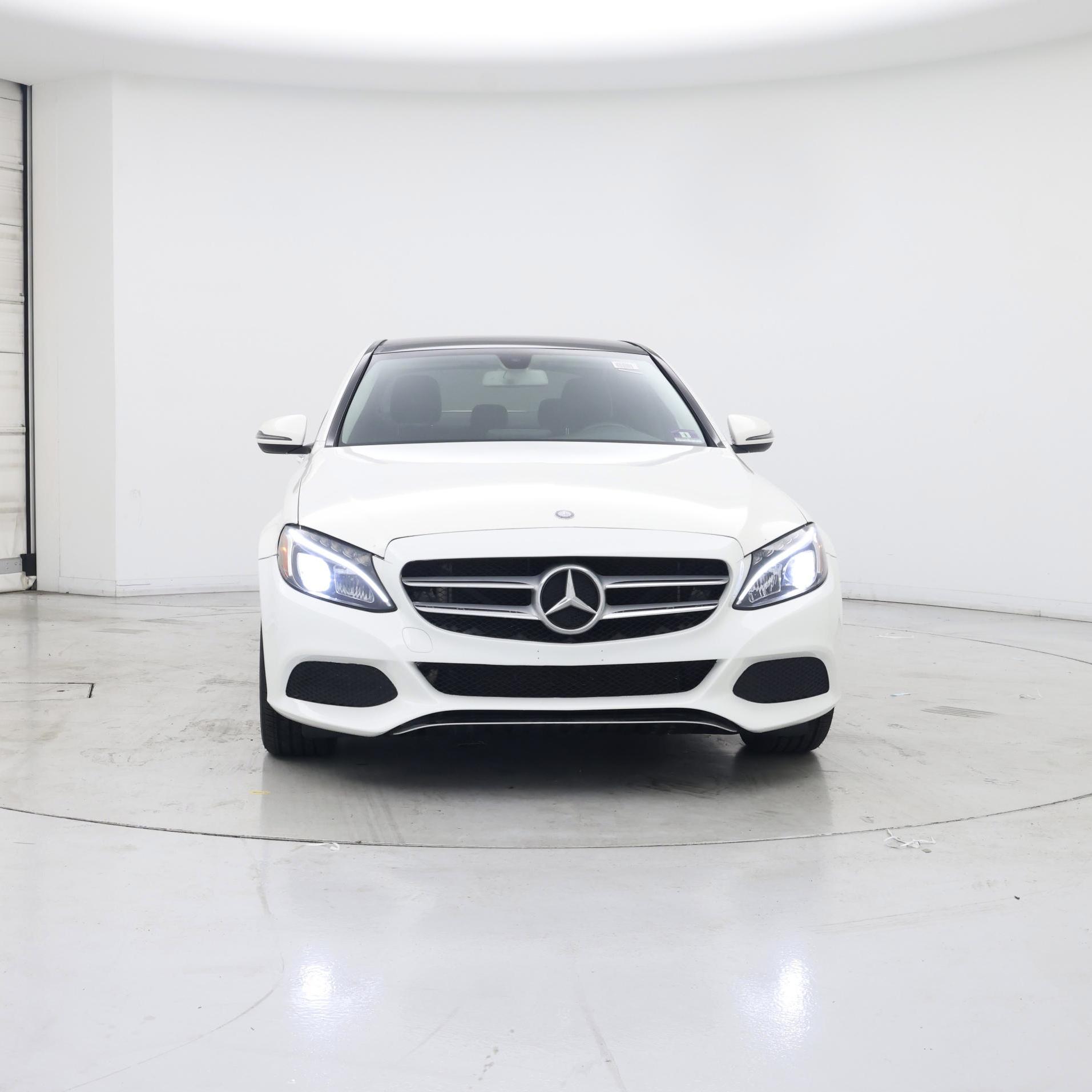 Thumbnail: 2016 Mercedes-Benz C-Class - 5