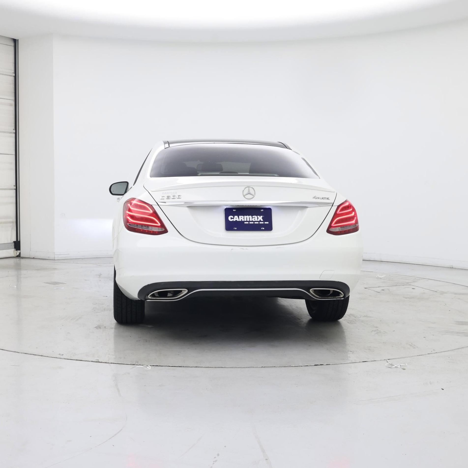 Thumbnail: 2016 Mercedes-Benz C-Class - 6
