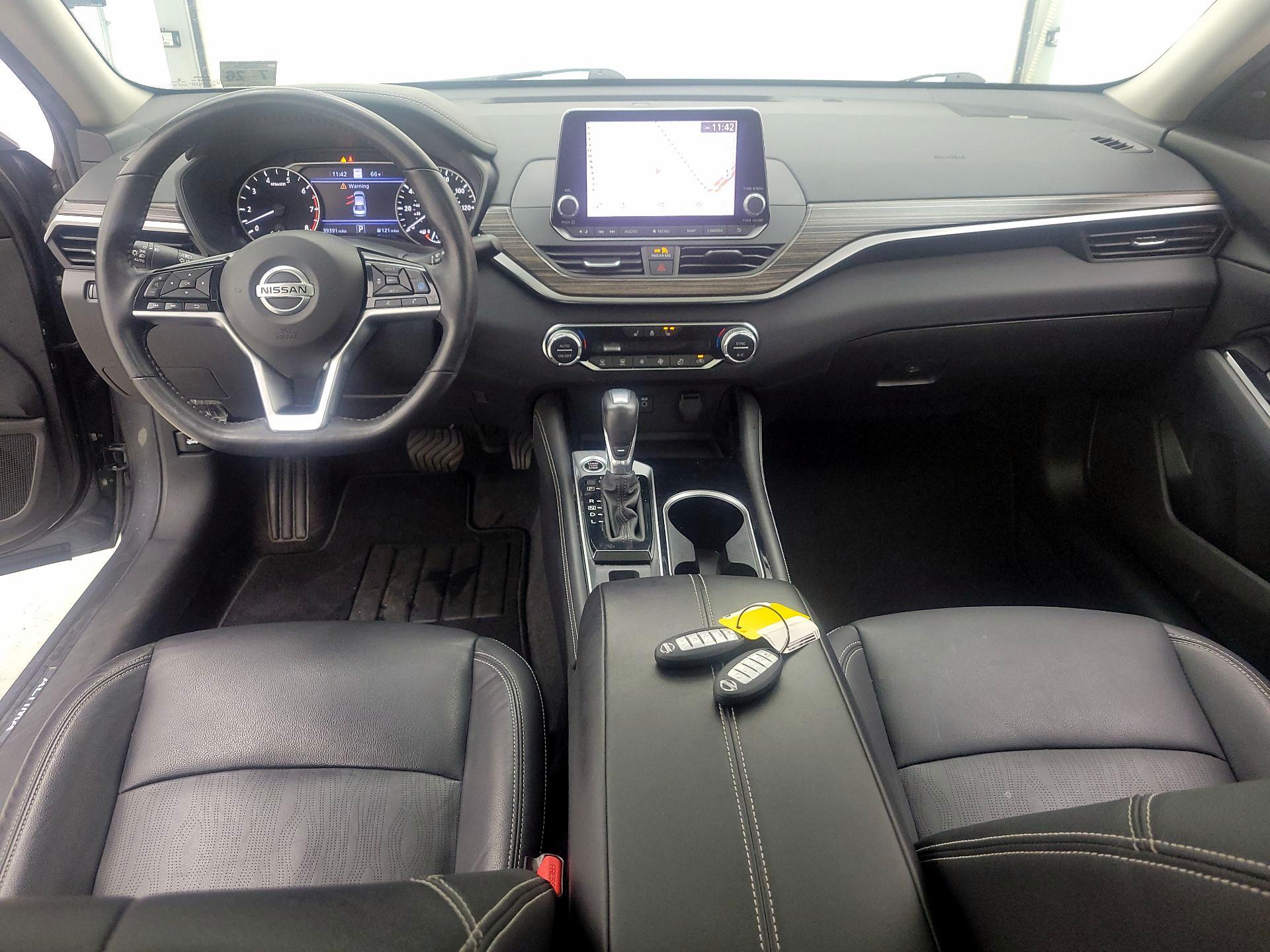 Thumbnail: 2021 Nissan Altima - 9