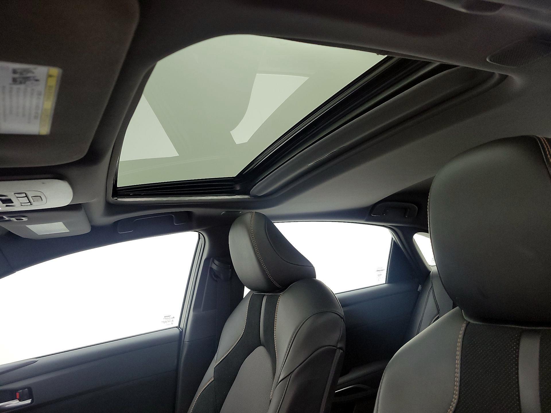 Thumbnail: 2020 Toyota Avalon - 20
