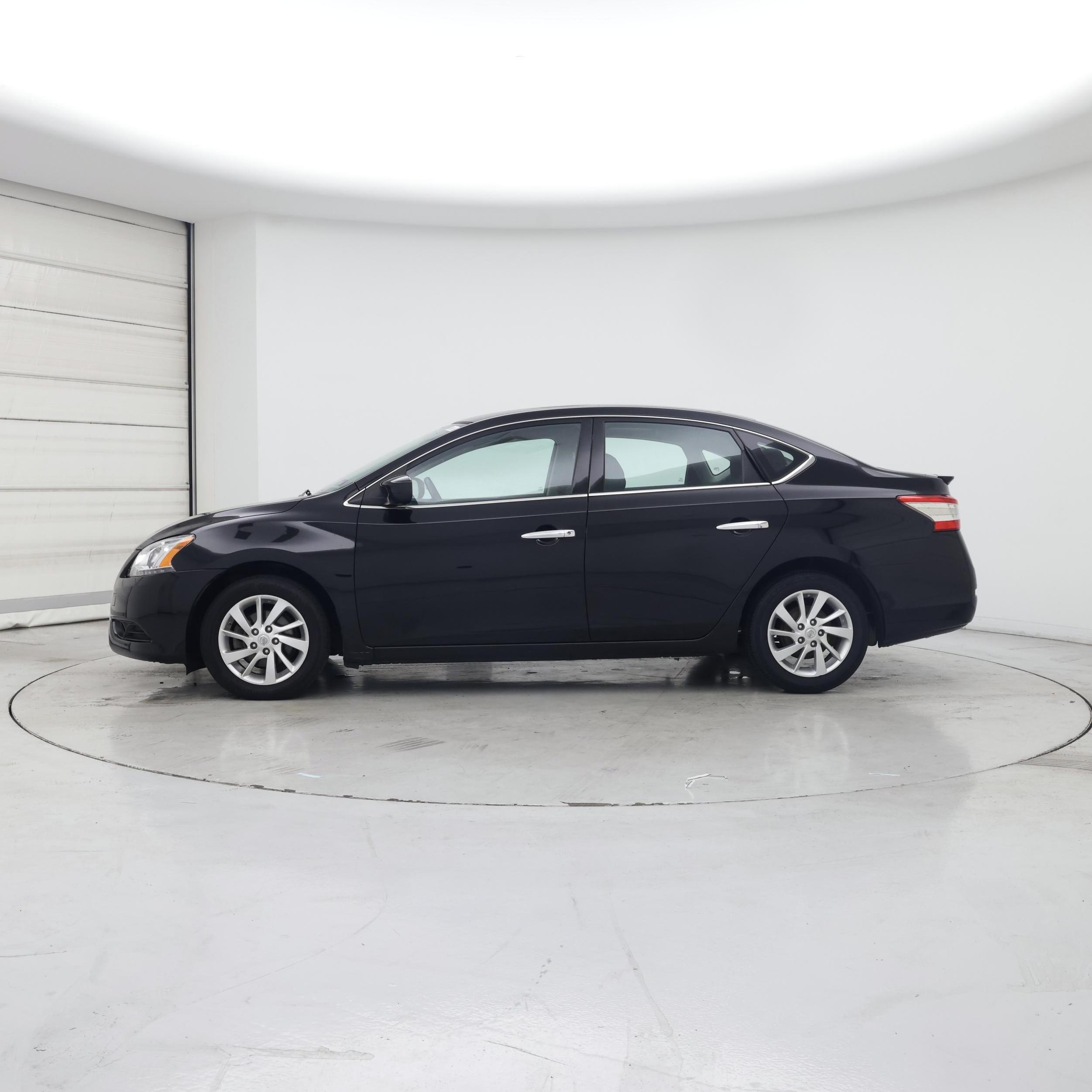 Thumbnail: 2015 Nissan Sentra - 3