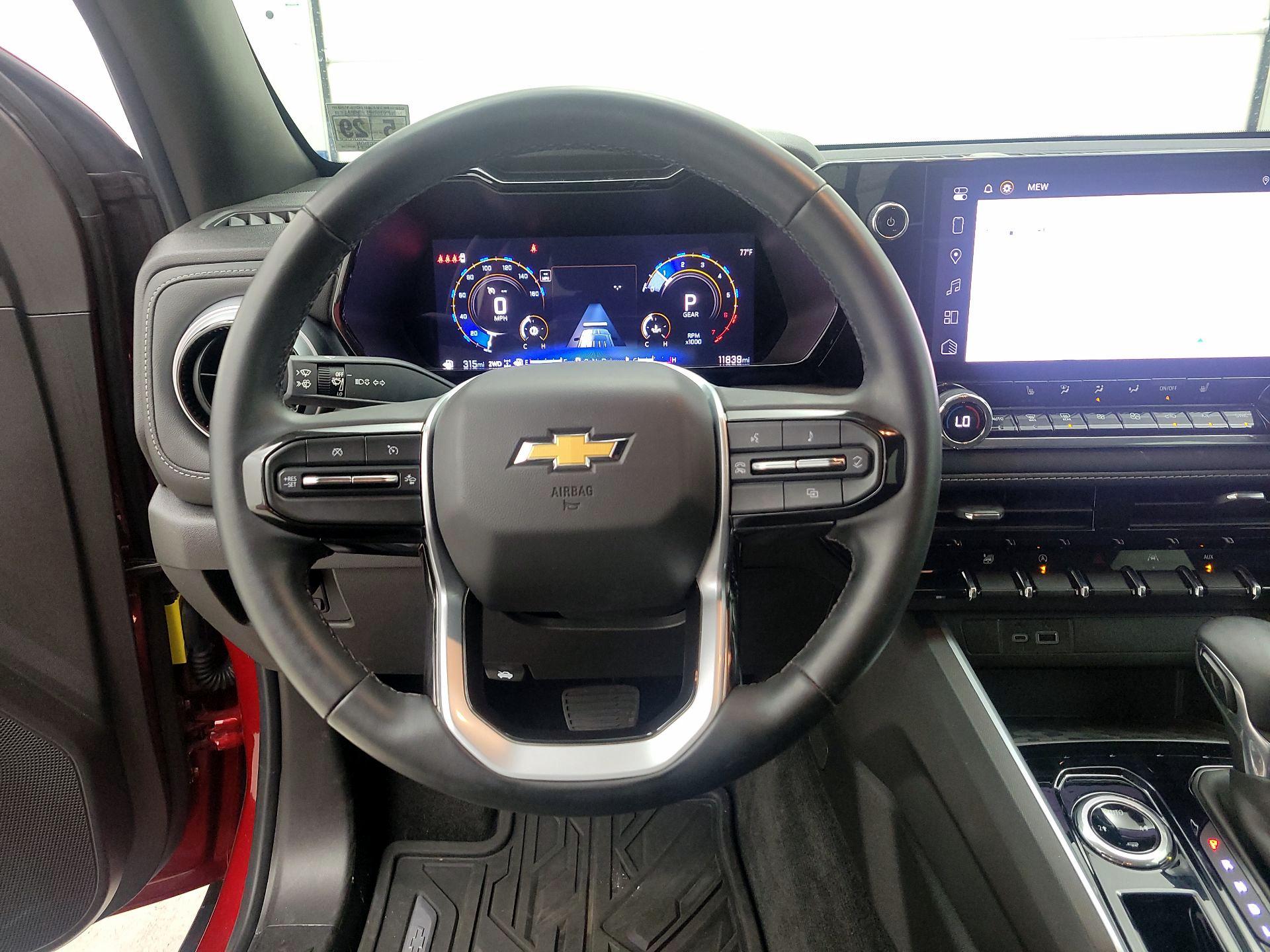 Thumbnail: 2024 Chevrolet Colorado - 10