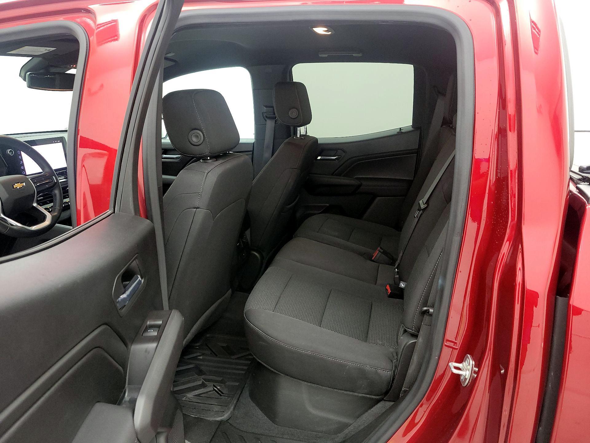 Thumbnail: 2024 Chevrolet Colorado - 20
