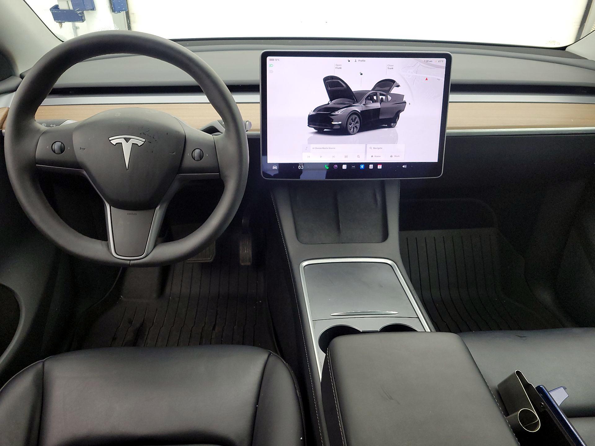 Thumbnail: 2024 Tesla Model Y - 11