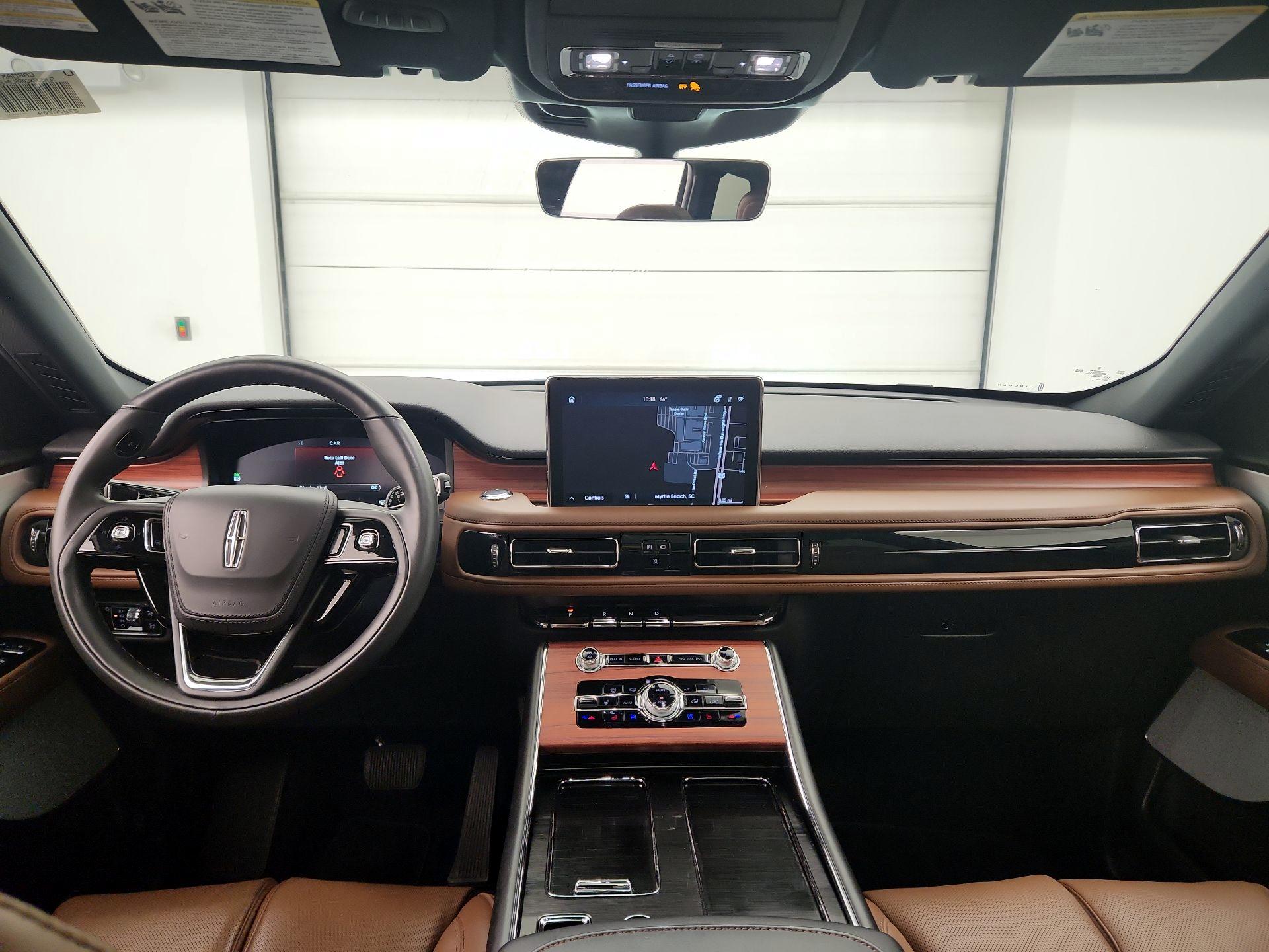 Thumbnail: 2024 Lincoln Aviator - 9