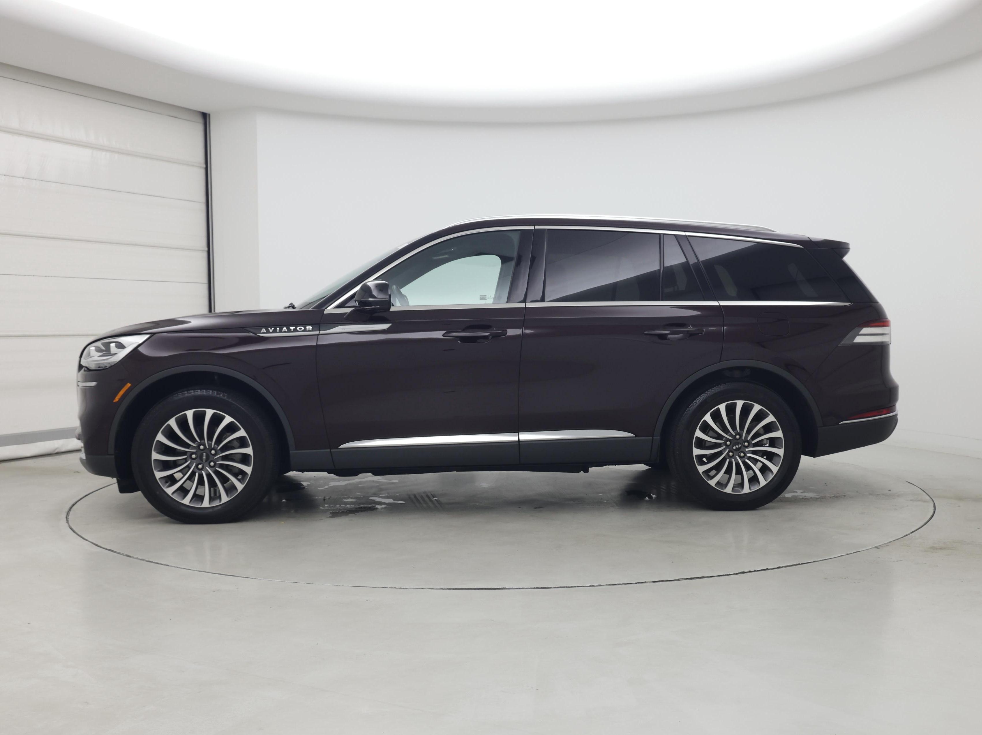 Thumbnail: 2024 Lincoln Aviator - 3