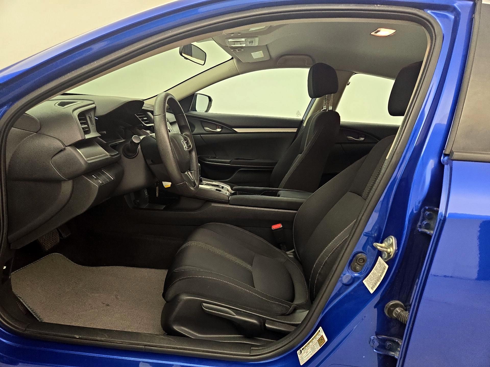 Thumbnail: 2016 Honda Civic - 11