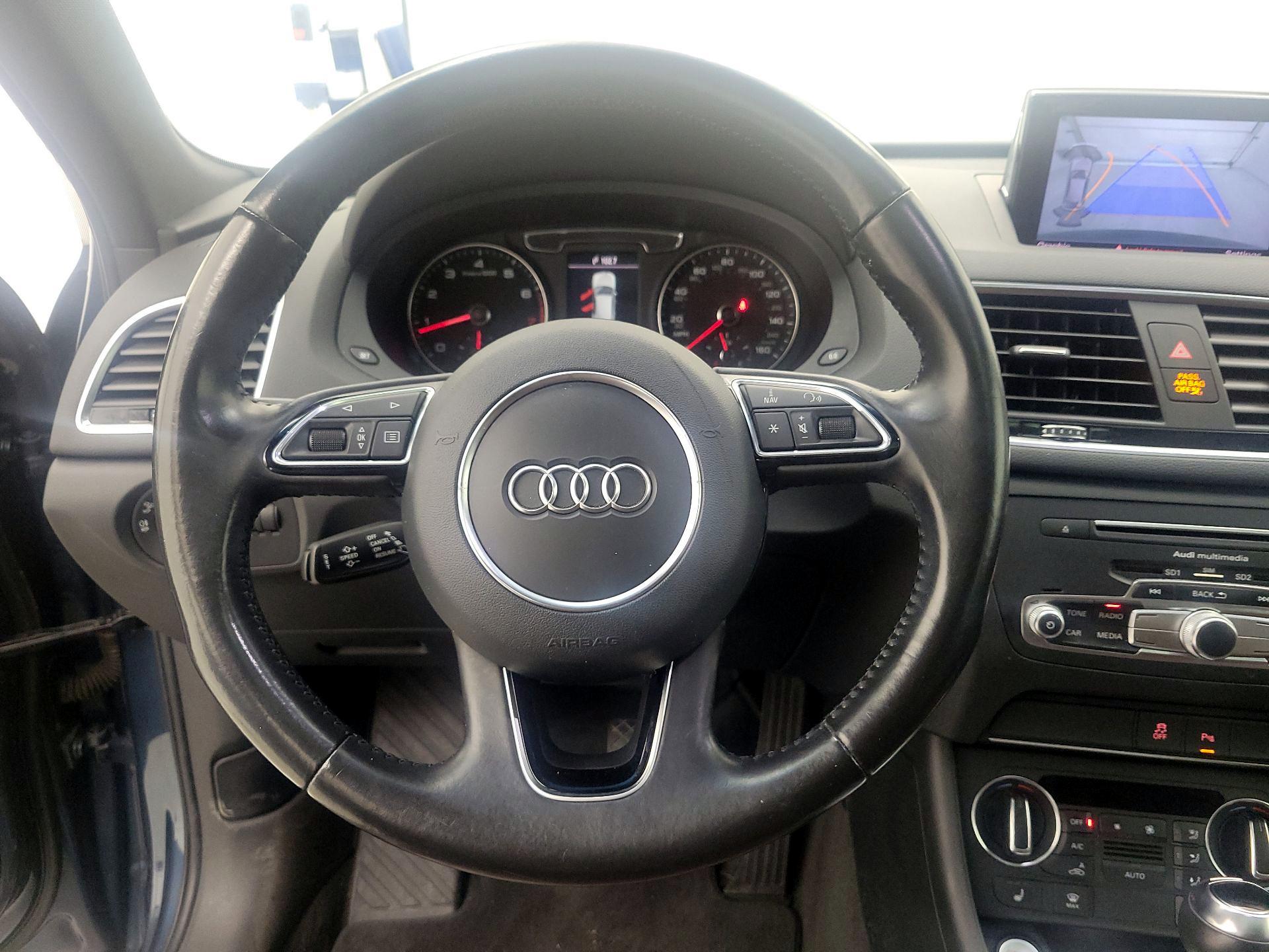 Thumbnail: 2016 Audi Q3 - 10