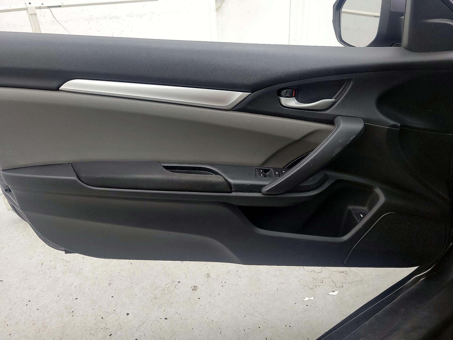 Thumbnail: 2017 Honda Civic - 12